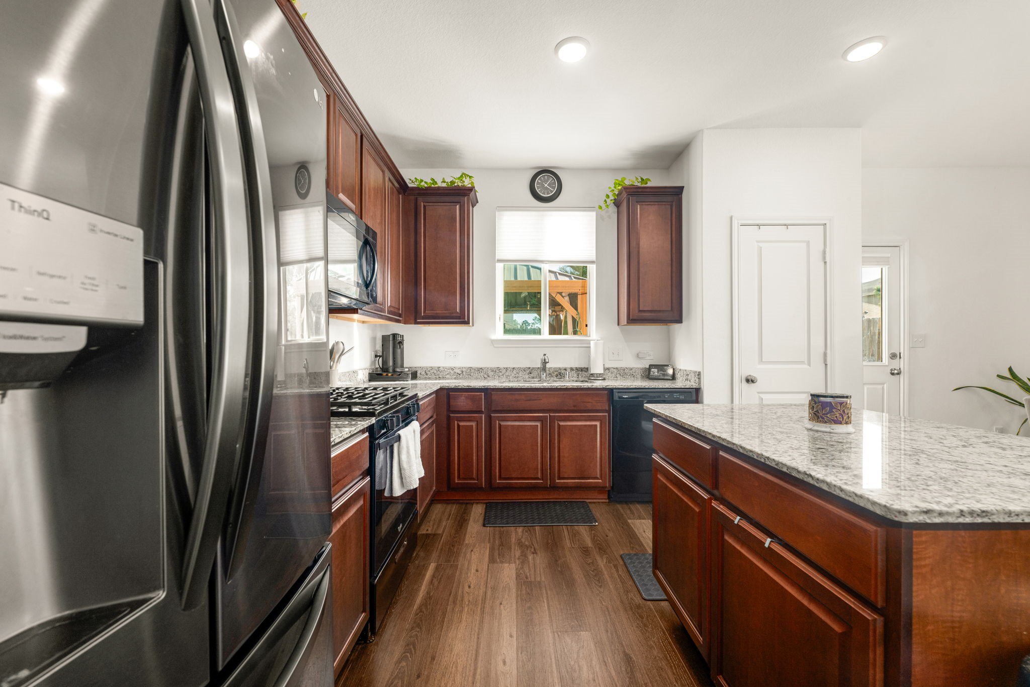 120 Shadow Leaf Trail, Willis, TX 77378