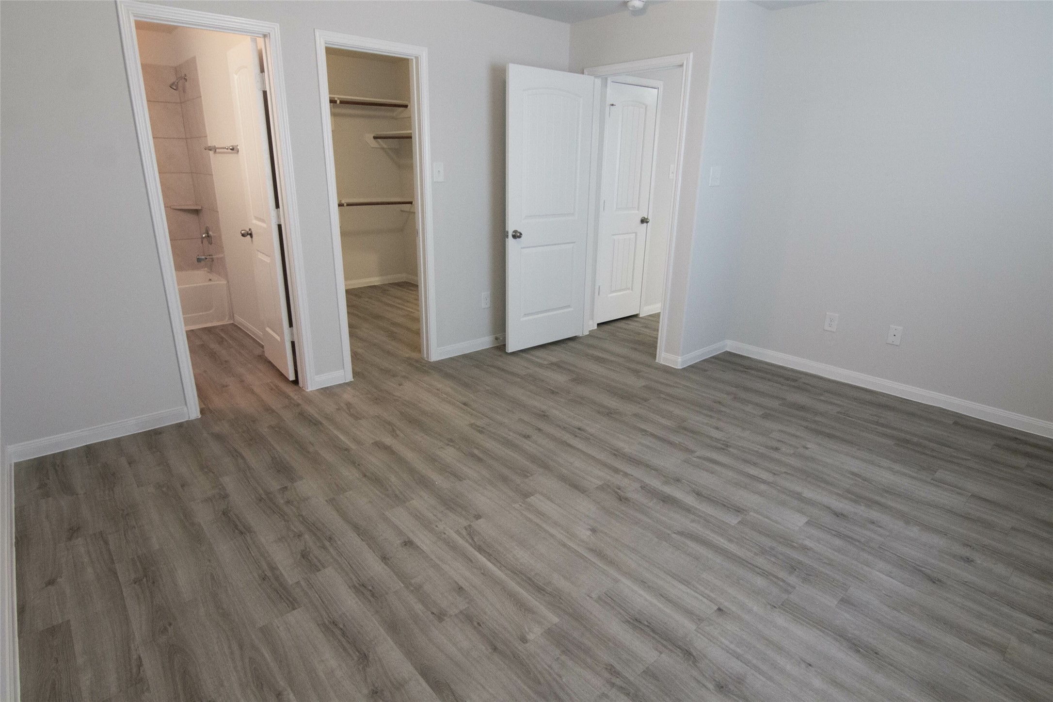 Photos are for illustrative purposes only and may depict similar homes with upgrades, options, or features not included. Actual homes, materials, and specifications may vary.