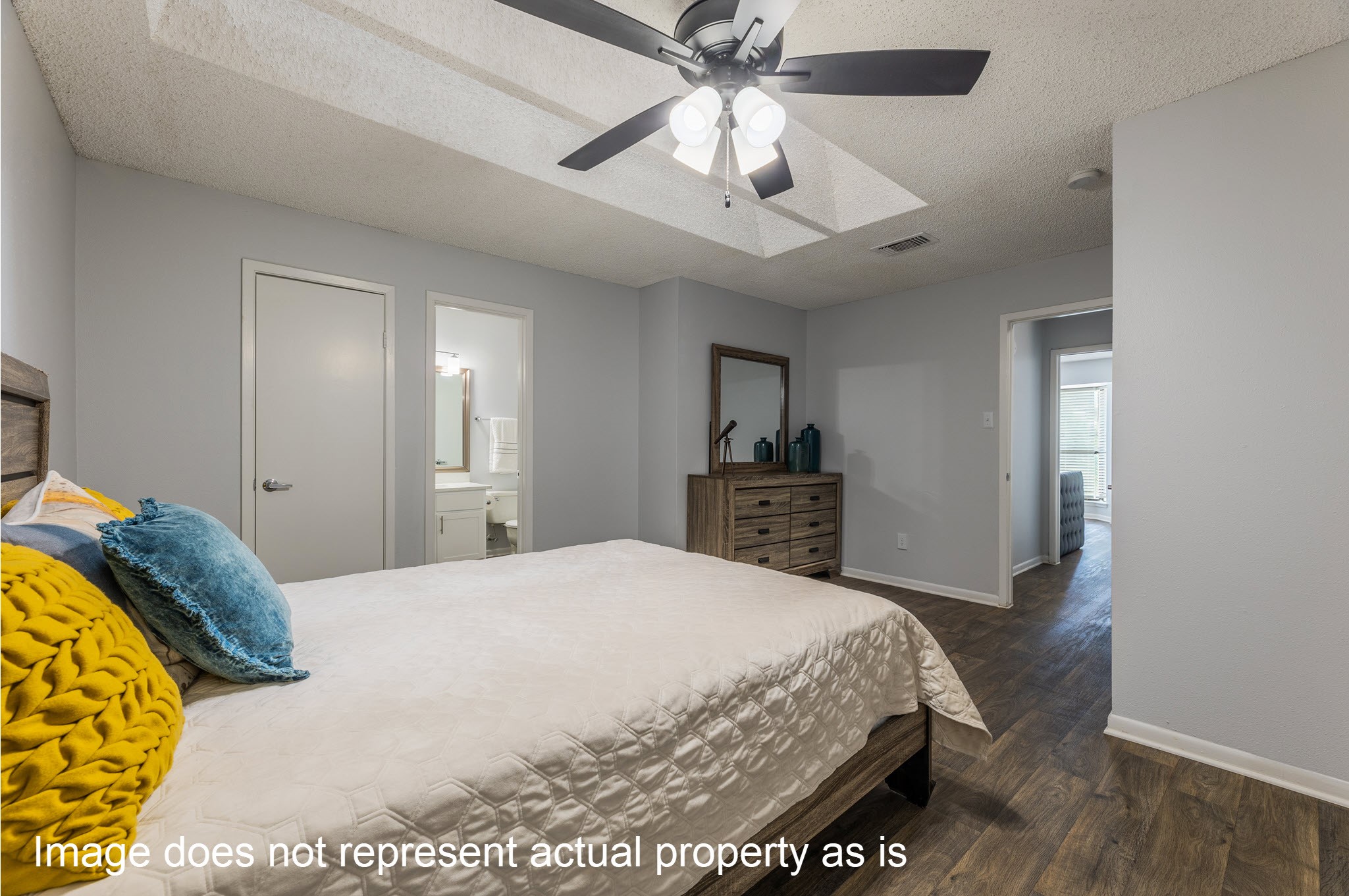 2102-M02 Place Rebecca Lane, Houston, TX 77090