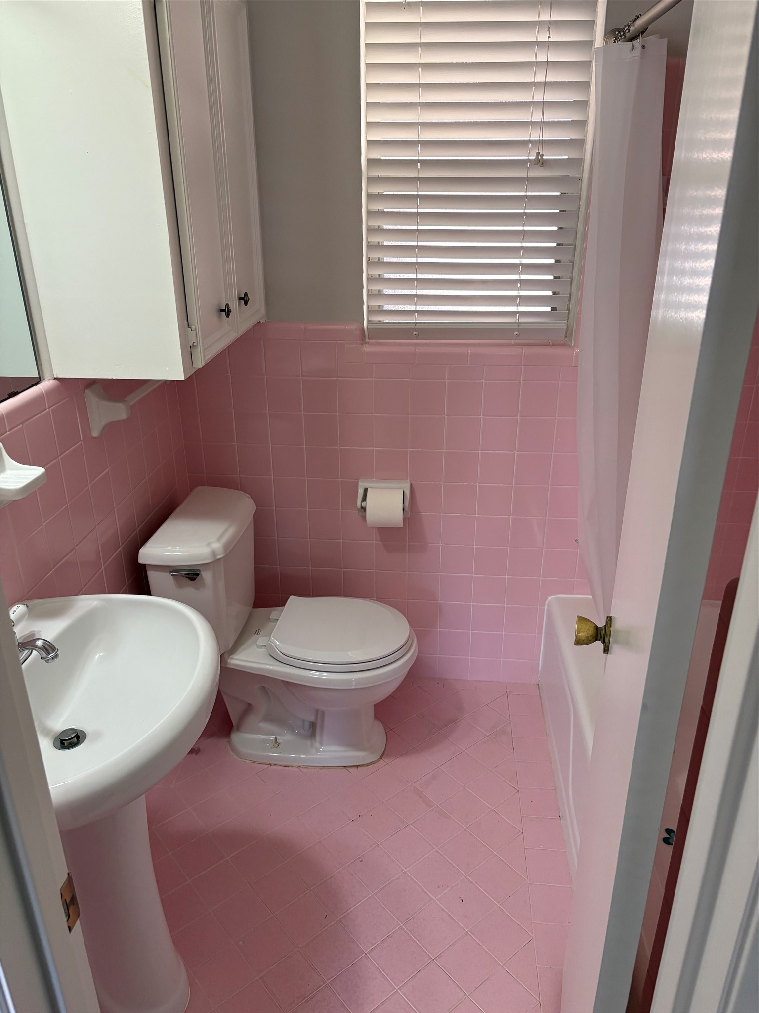 1713 Glenview Lane, Alvin, TX 77511