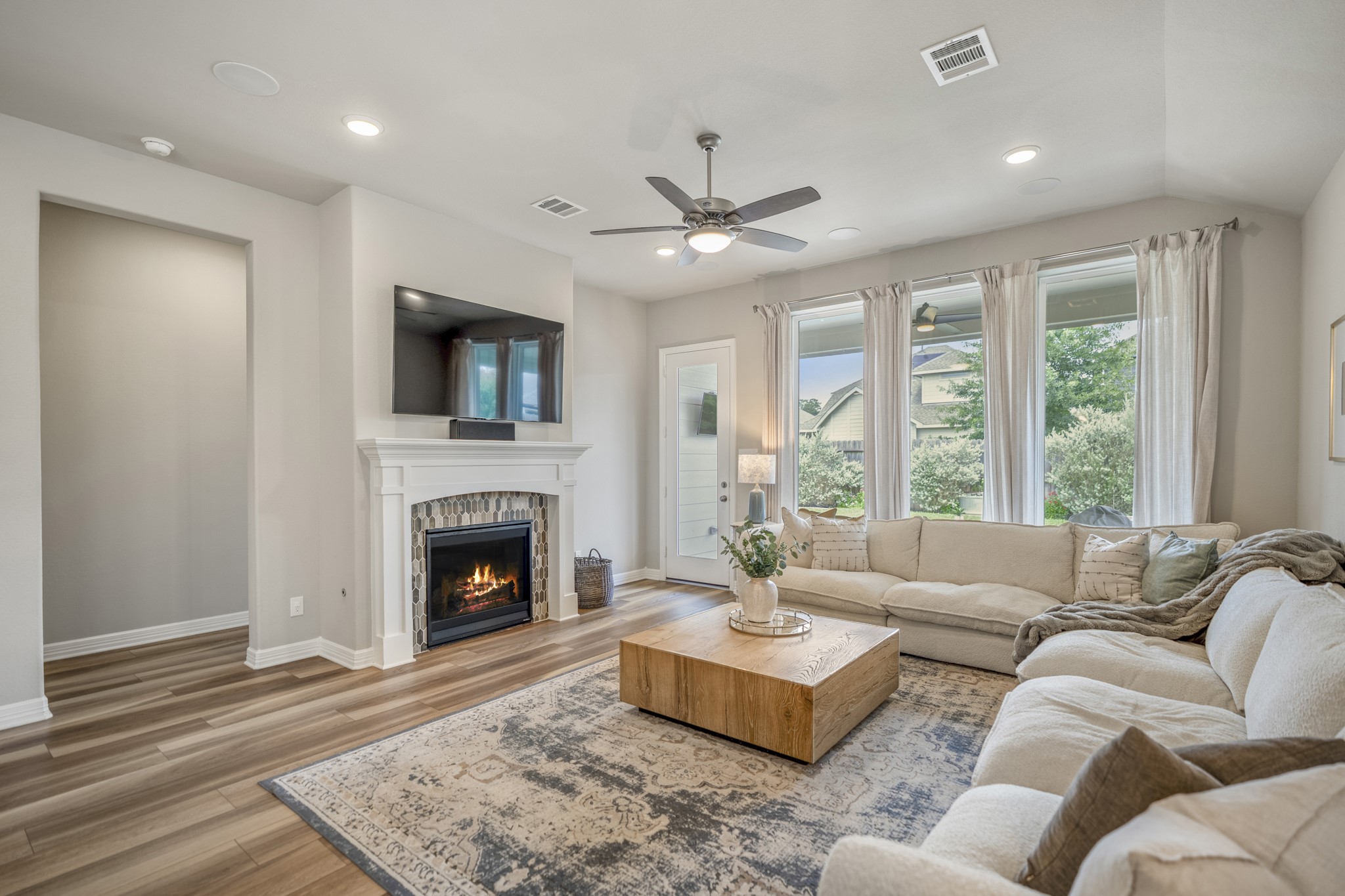 541 Cedar Harbor Court, Conroe, TX 77304