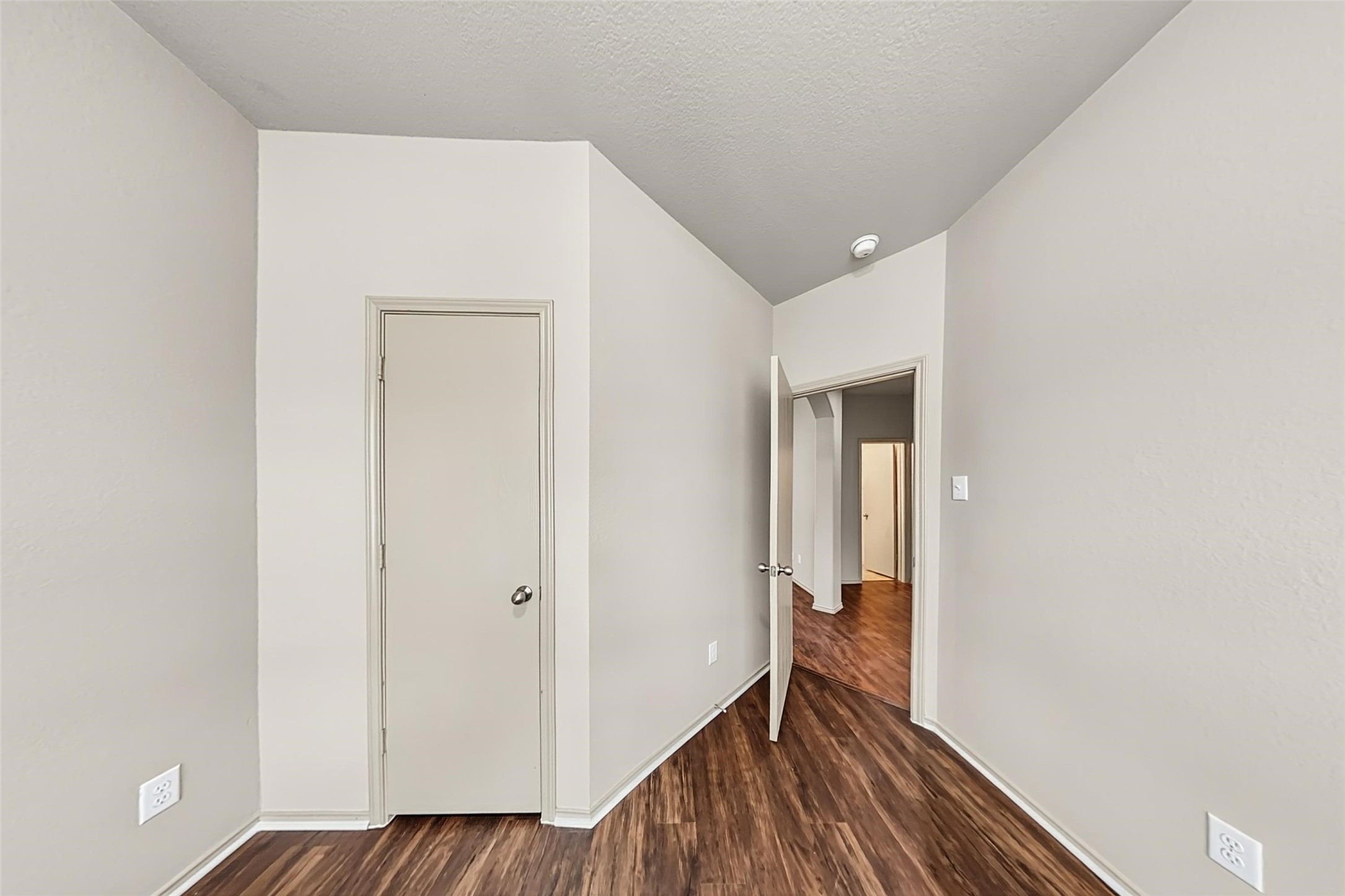 9922 Sterling Place Drive, Conroe, TX 77303