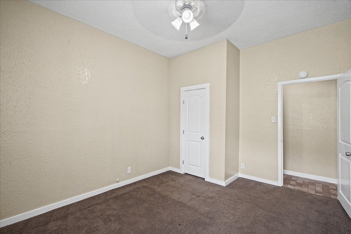 3005 Avenue L, Galveston, TX 77550