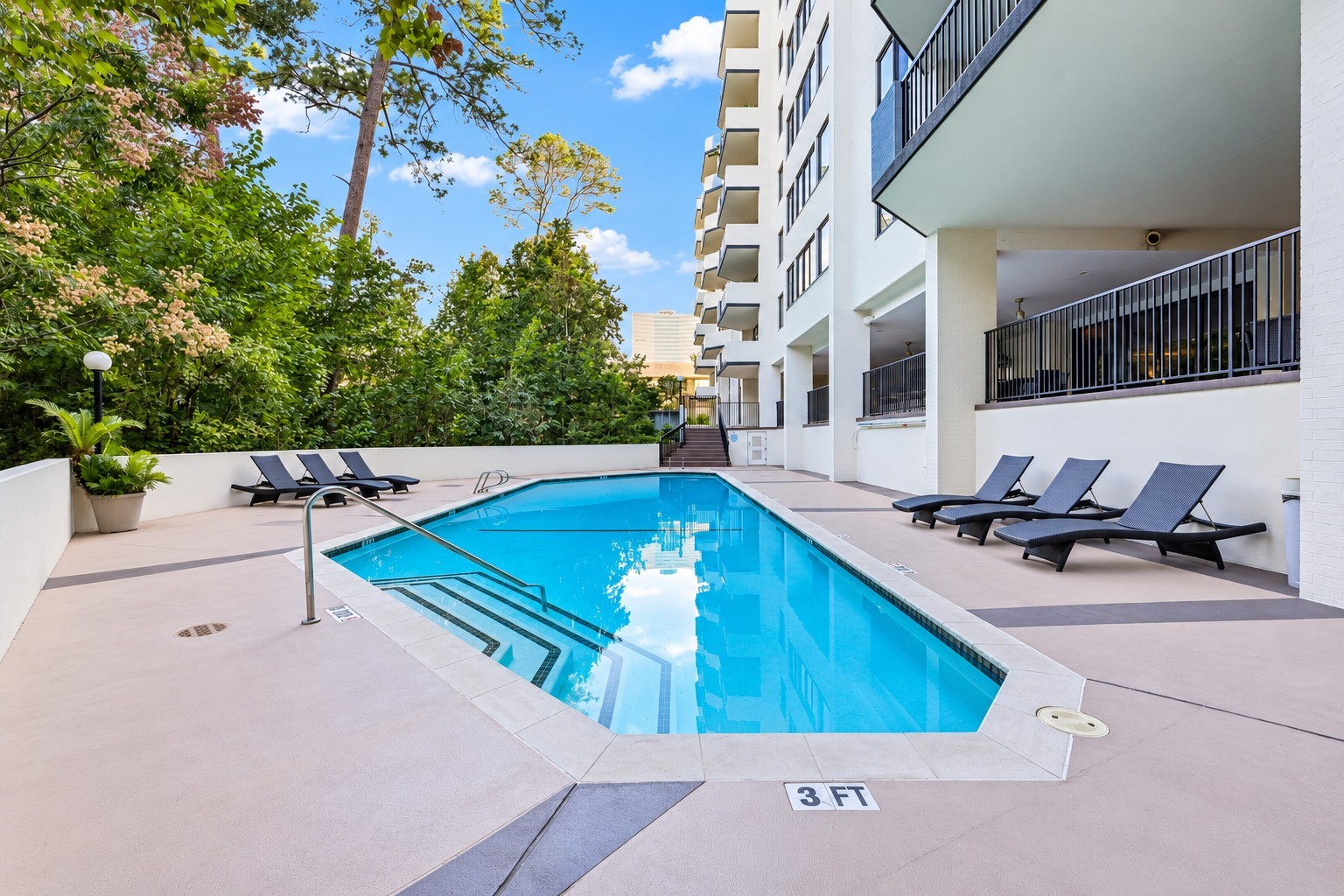 21 Briar Hollow Lane, #305, Houston, TX 77027
