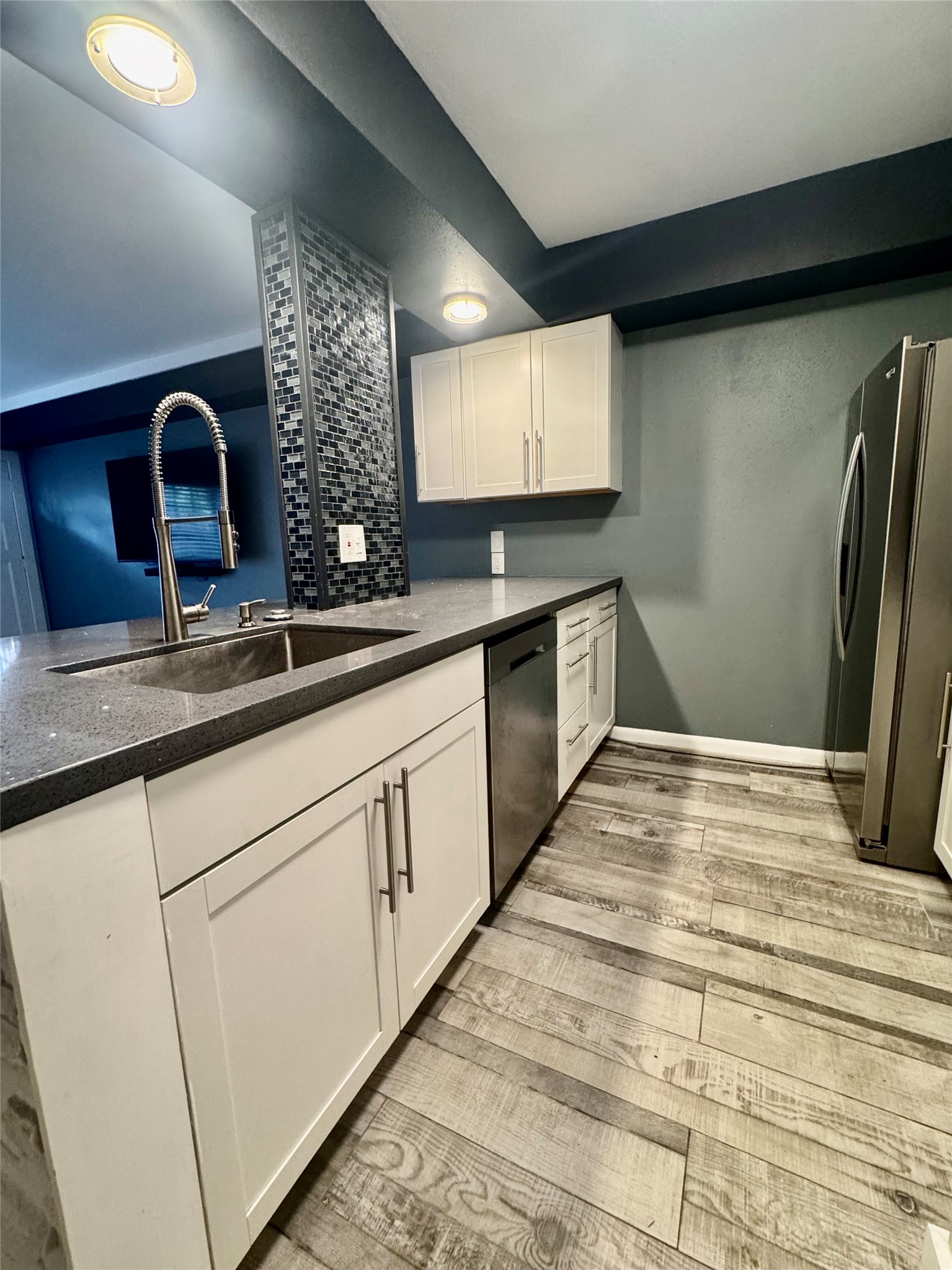 829 Wax Myrtle Lane, Houston, TX 77079 829 Wax Myrtle Lane, Houston, TX 77079