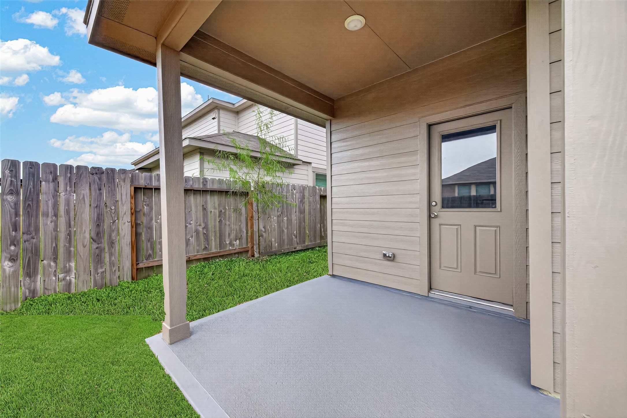 16605 Merry Pines Drive, Conroe, TX 77302