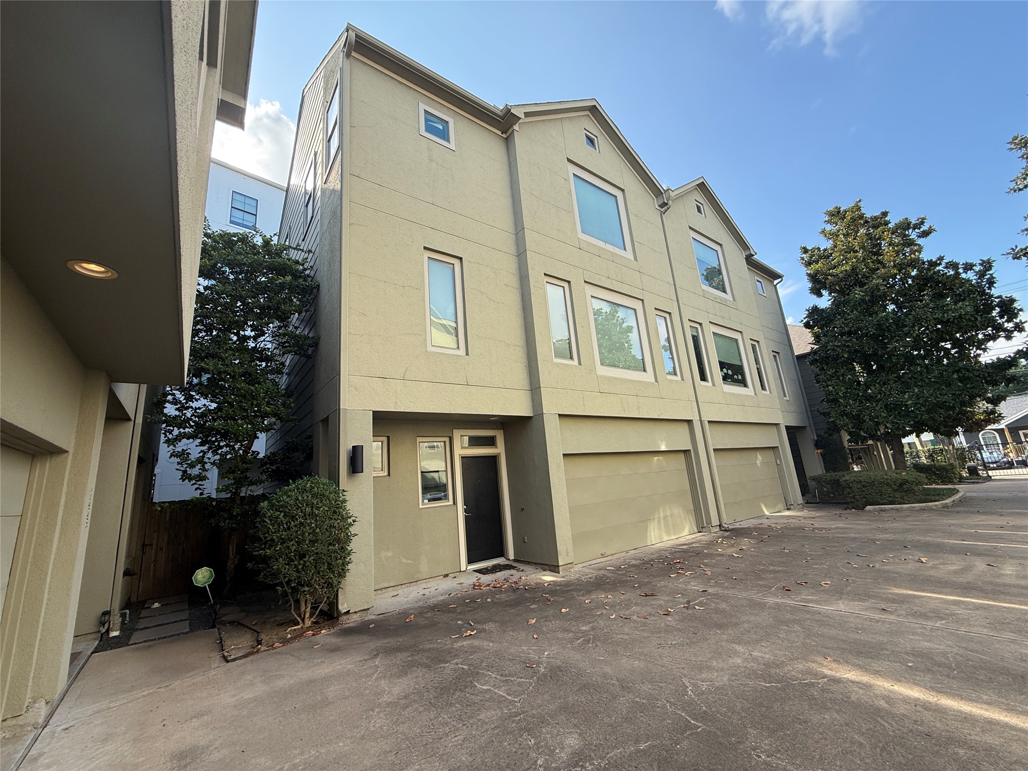 FRONT LEFT, CORNER UNIT