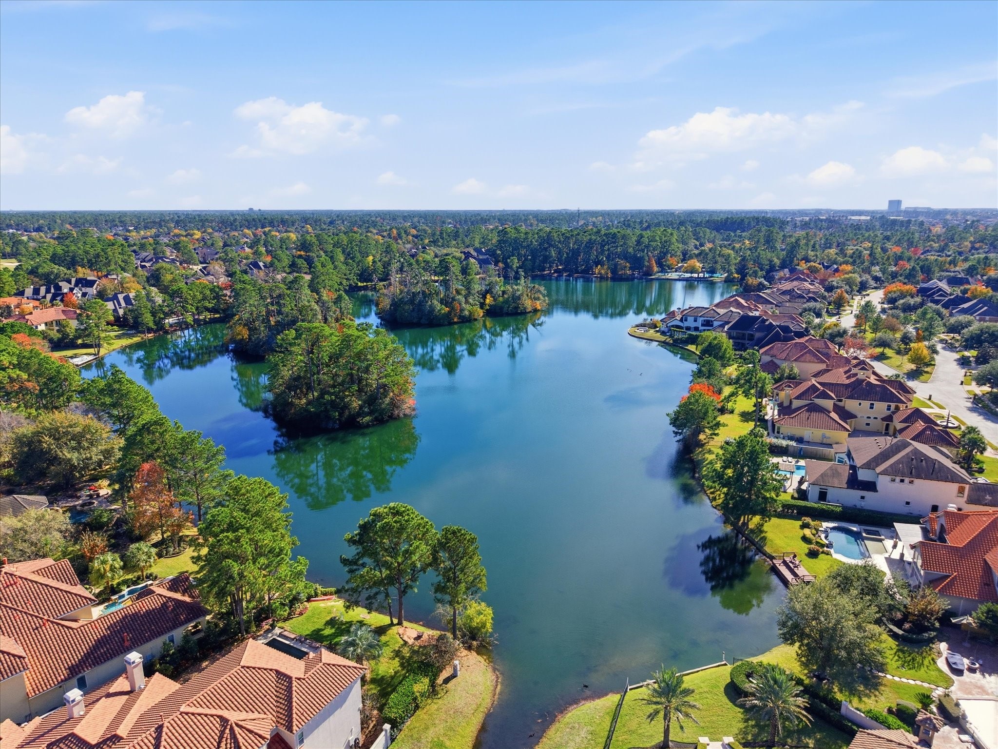 The communitys scenic walking trails, fishing lakes, playgrounds, golf course, and equestrian center provide endless opportunities for recreation