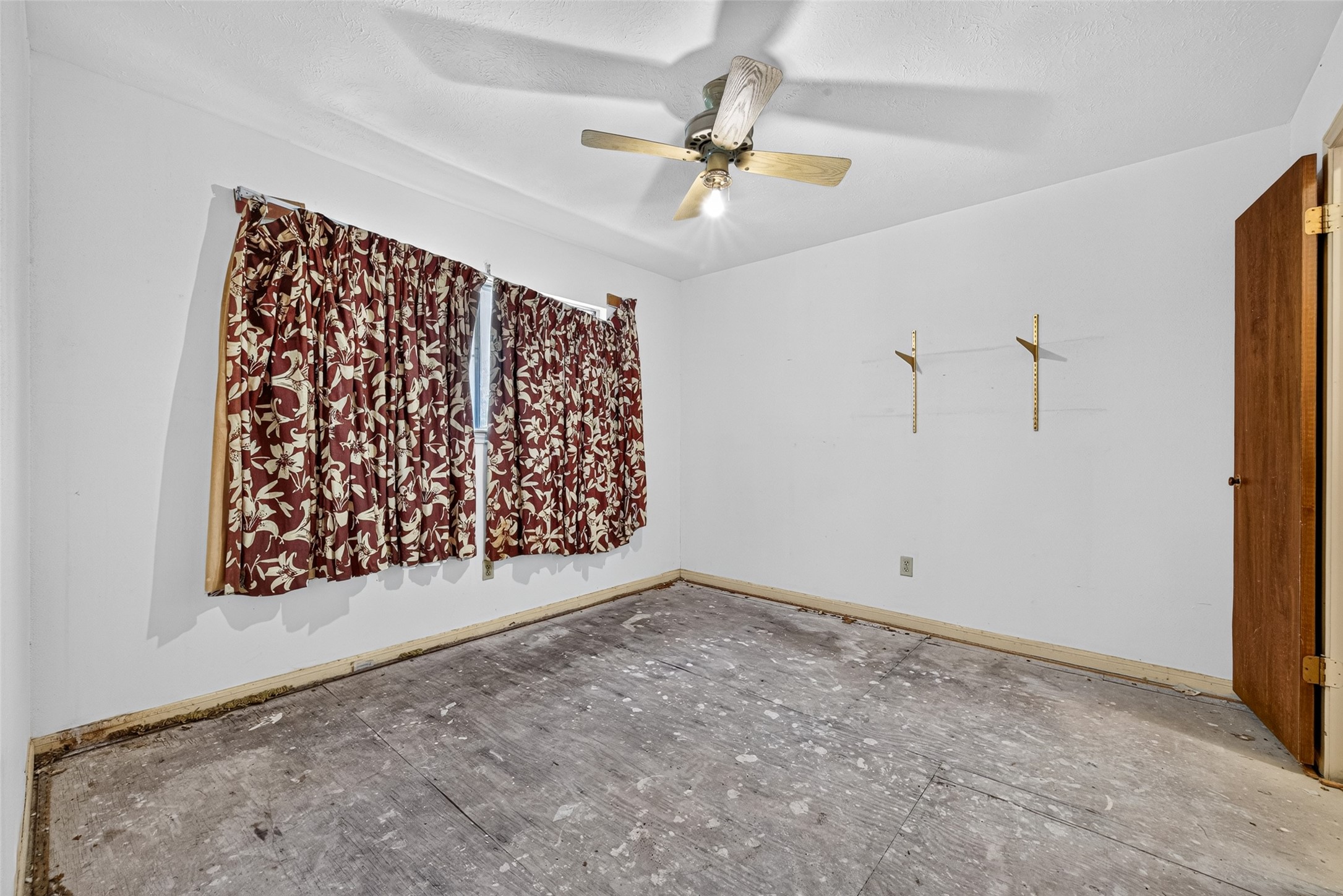 12431 Chessington Drive, Houston, TX 77031