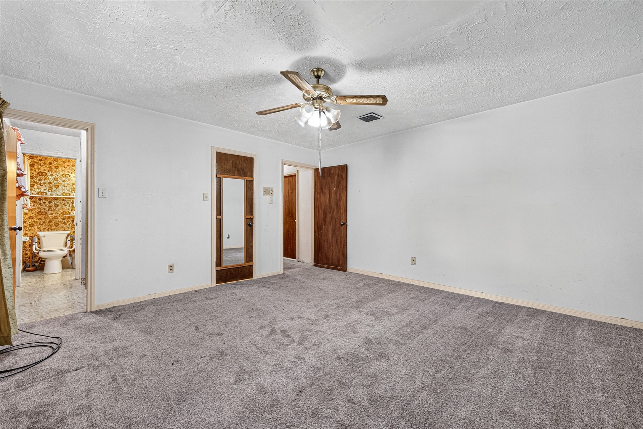 12431 Chessington Drive, Houston, TX 77031