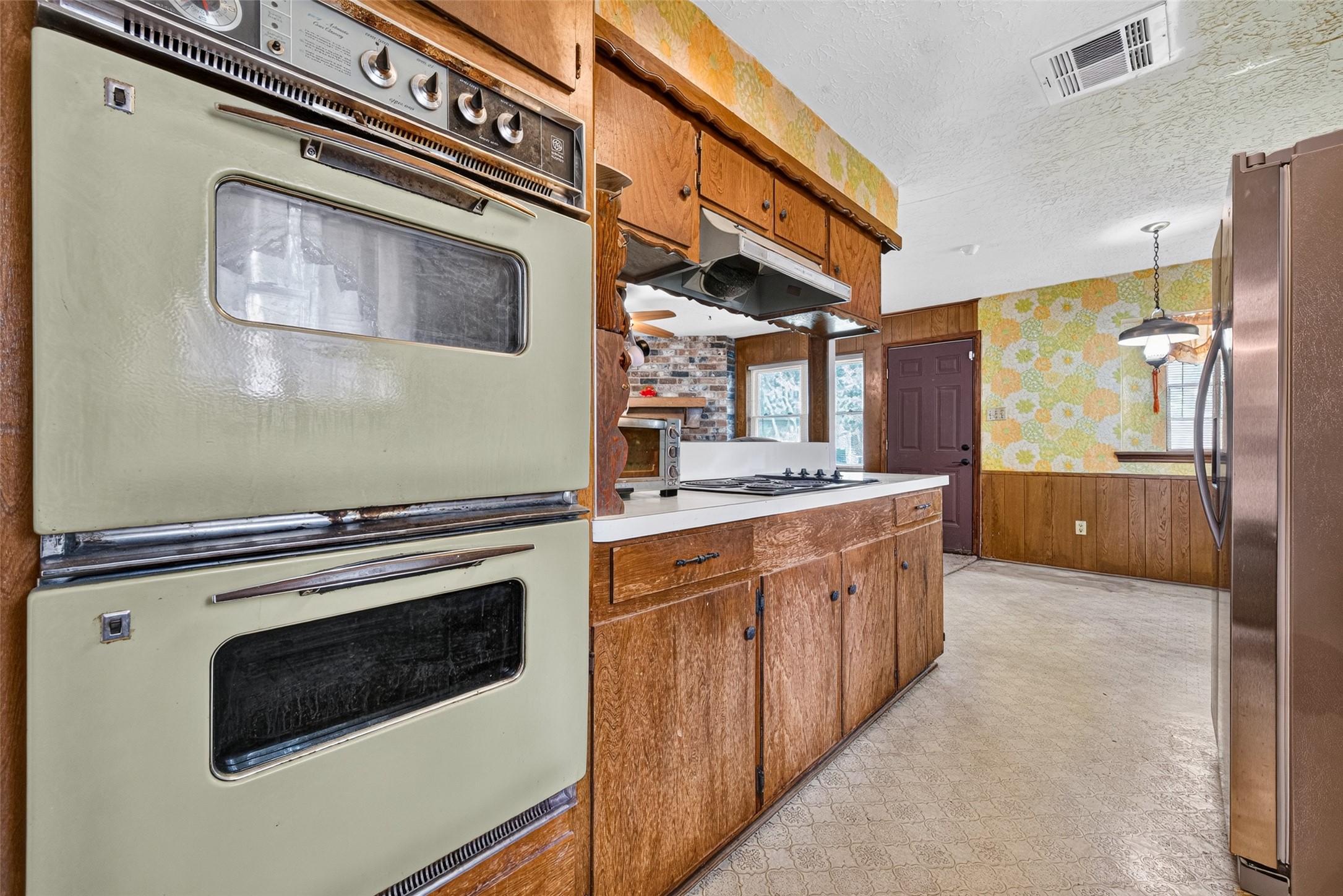 12431 Chessington Drive, Houston, TX 77031