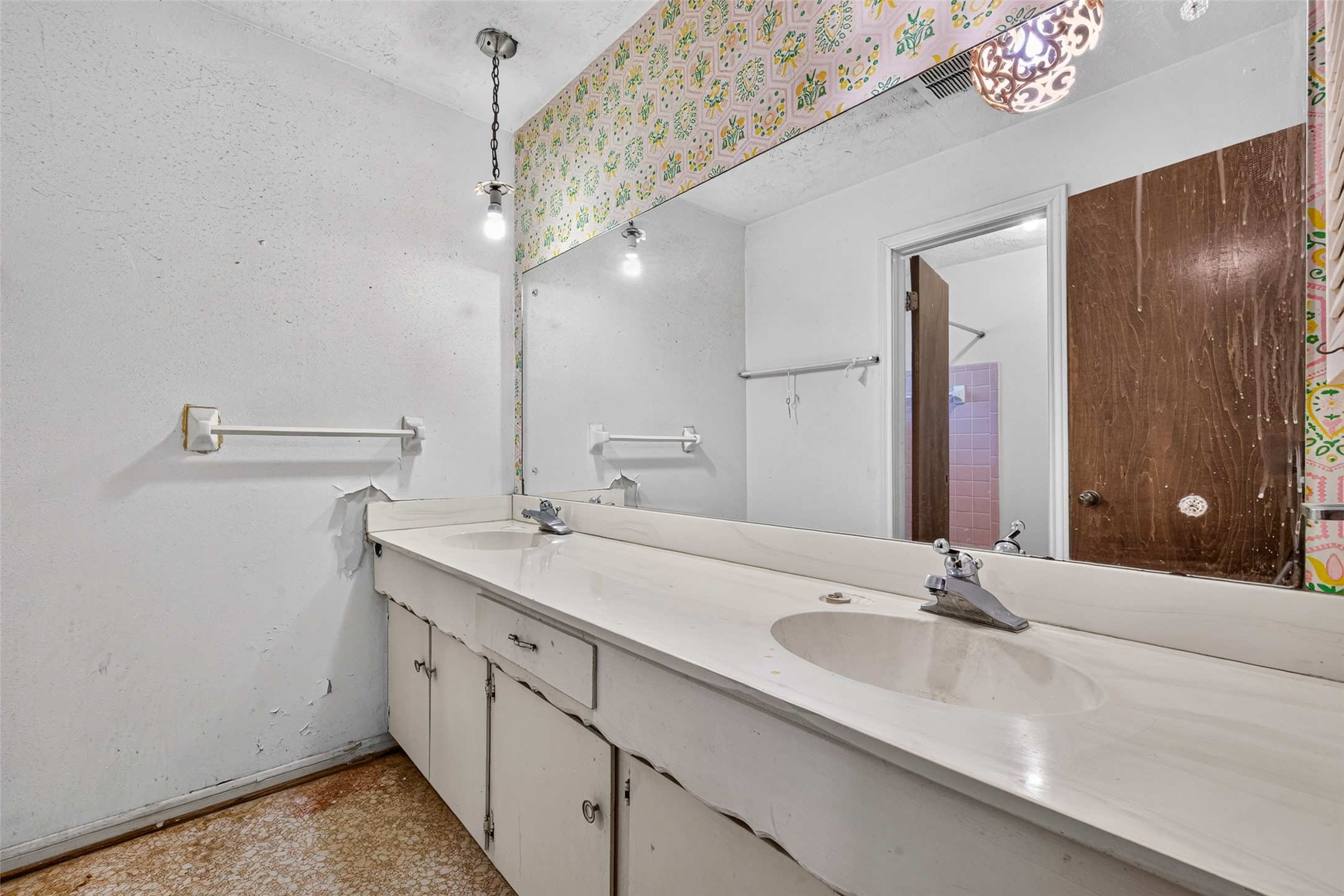 12431 Chessington Drive, Houston, TX 77031