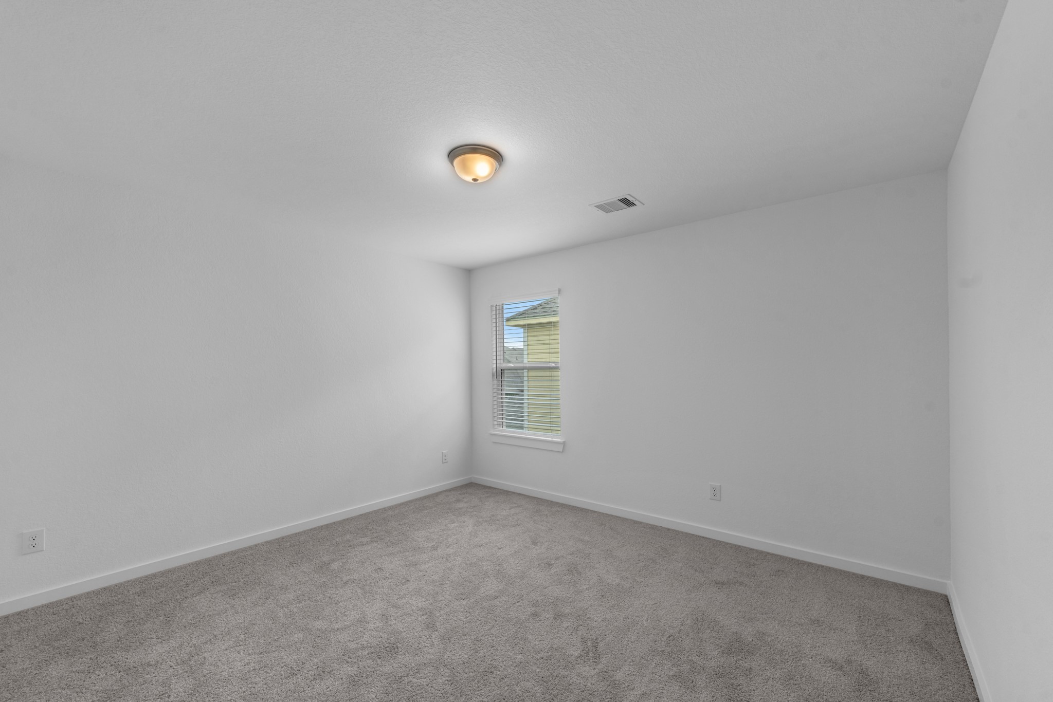 1743 Pecan Woods Lane, Conroe, TX 77301