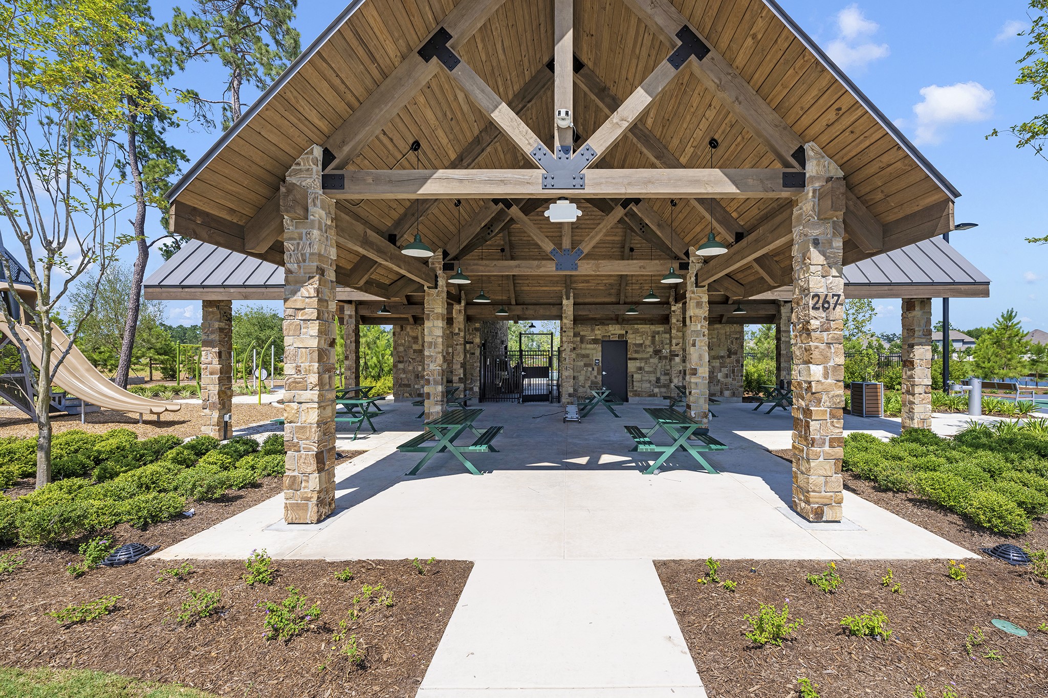 1743 Pecan Woods Lane, Conroe, TX 77301