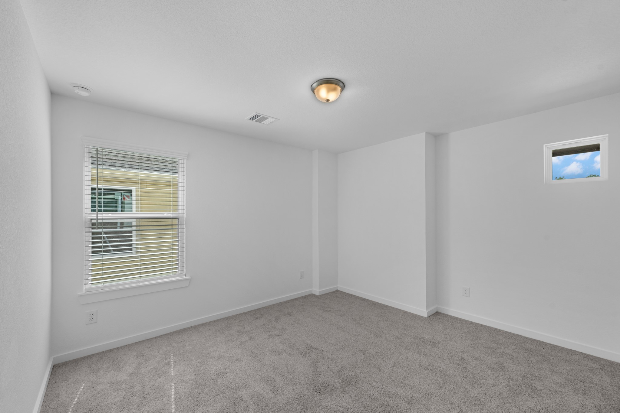 1743 Pecan Woods Lane, Conroe, TX 77301