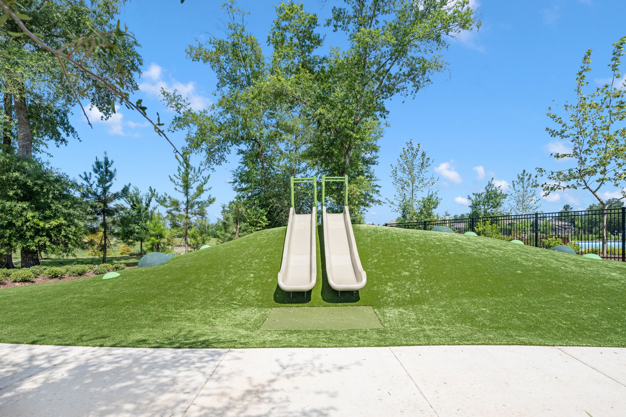 1743 Pecan Woods Lane, Conroe, TX 77301