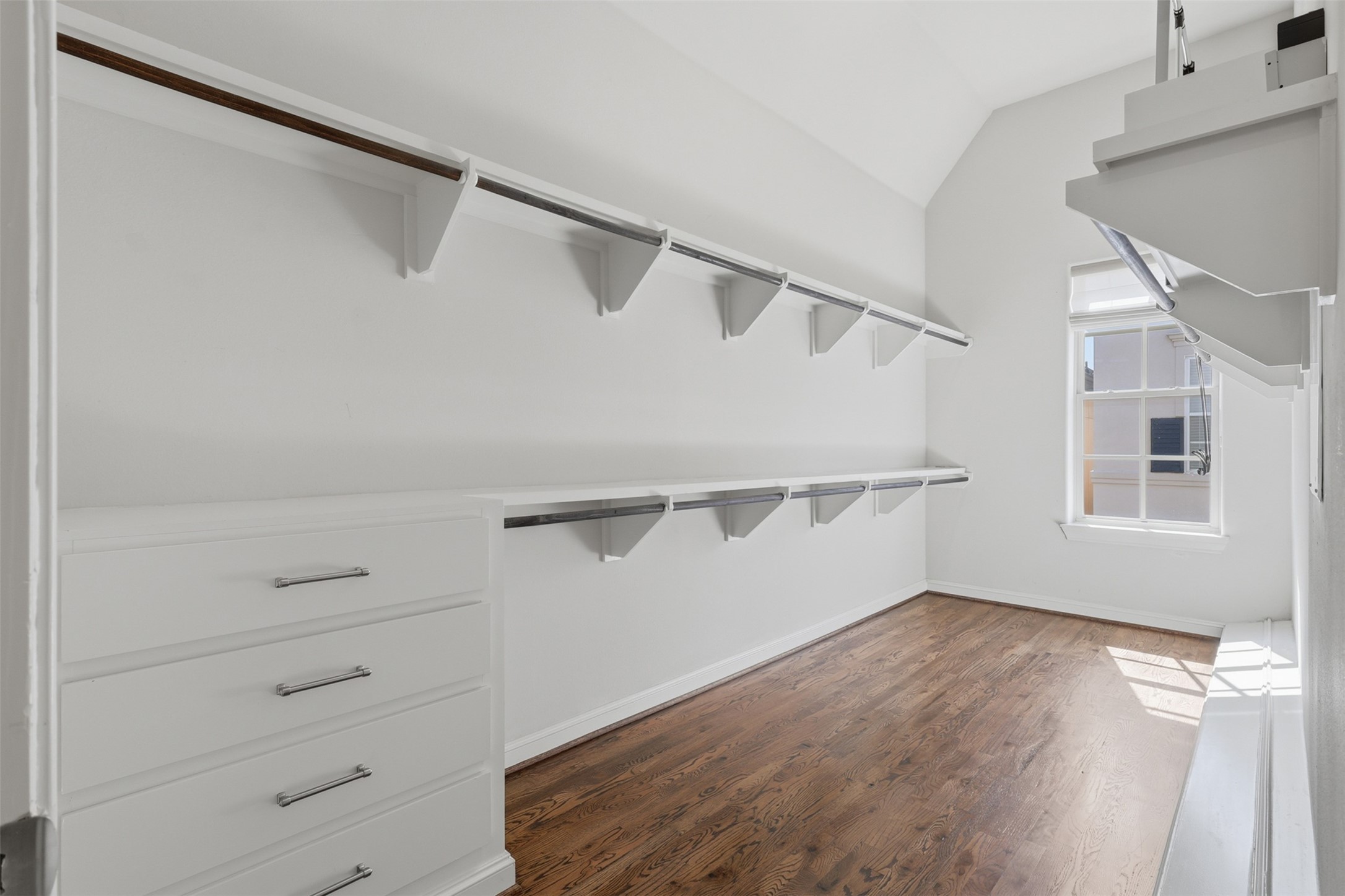 1348 W West 25th Street, Houston, TX 77008