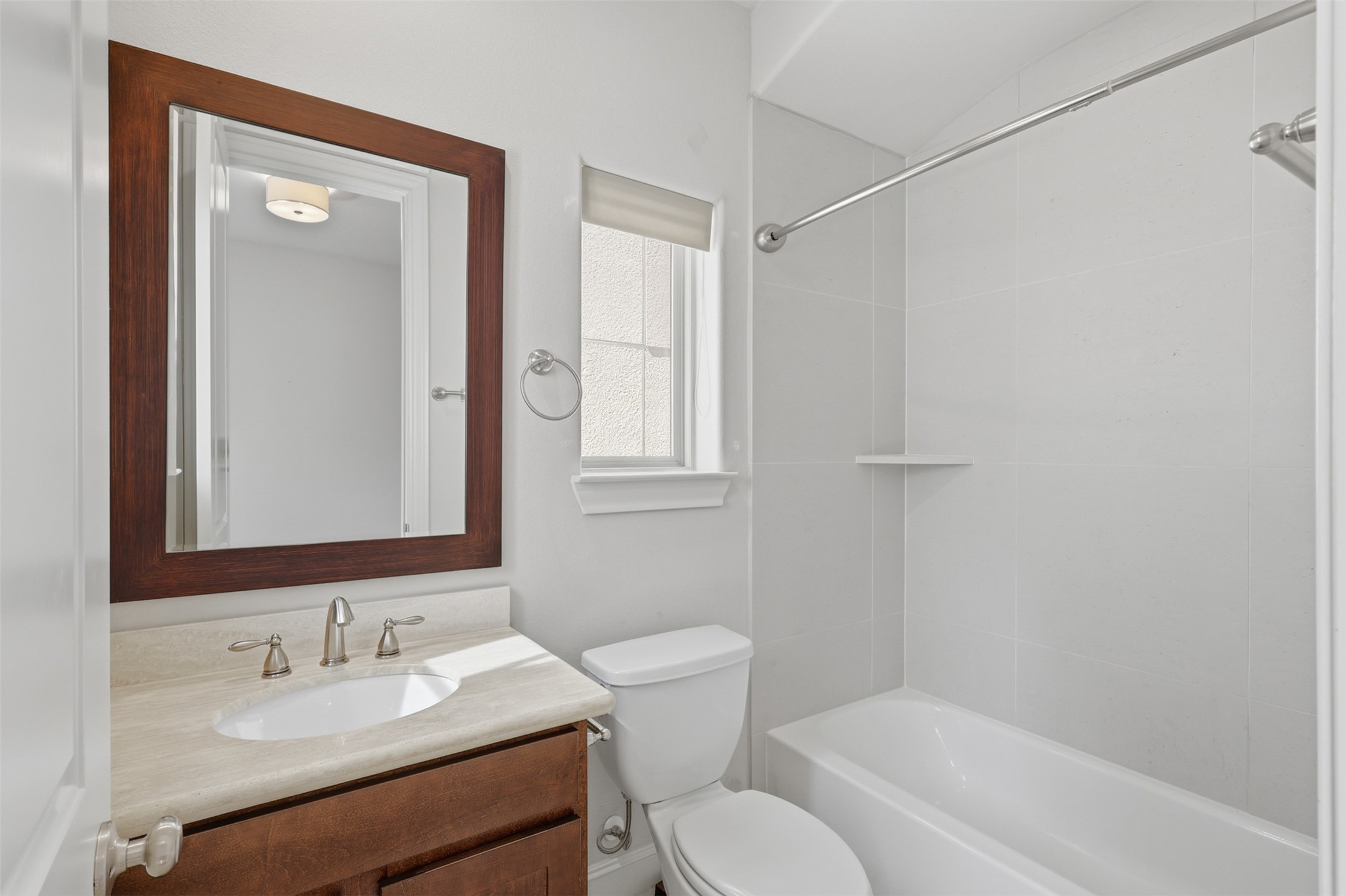 1348 W West 25th Street, Houston, TX 77008