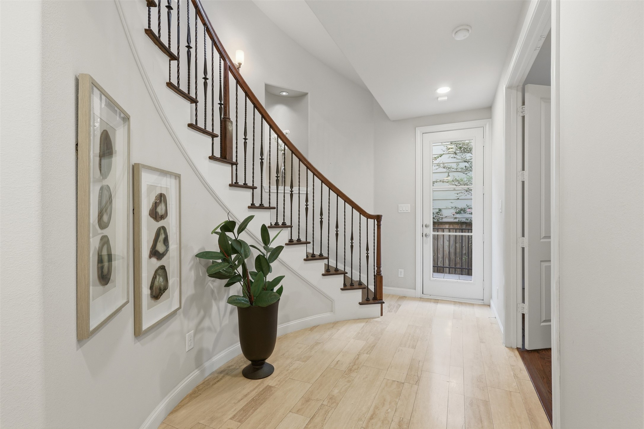 1348 W West 25th Street, Houston, TX 77008
