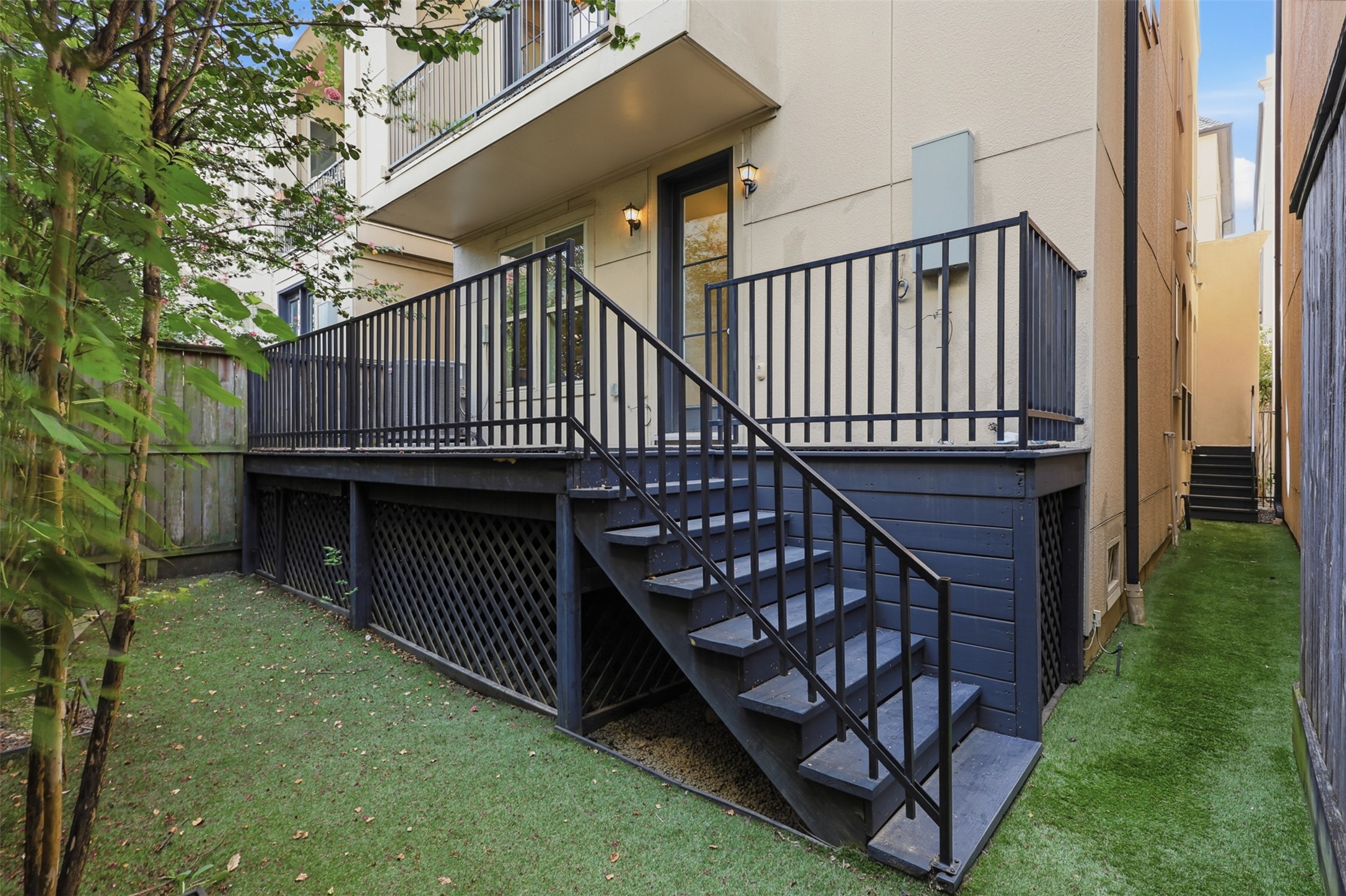 1348 W West 25th Street, Houston, TX 77008