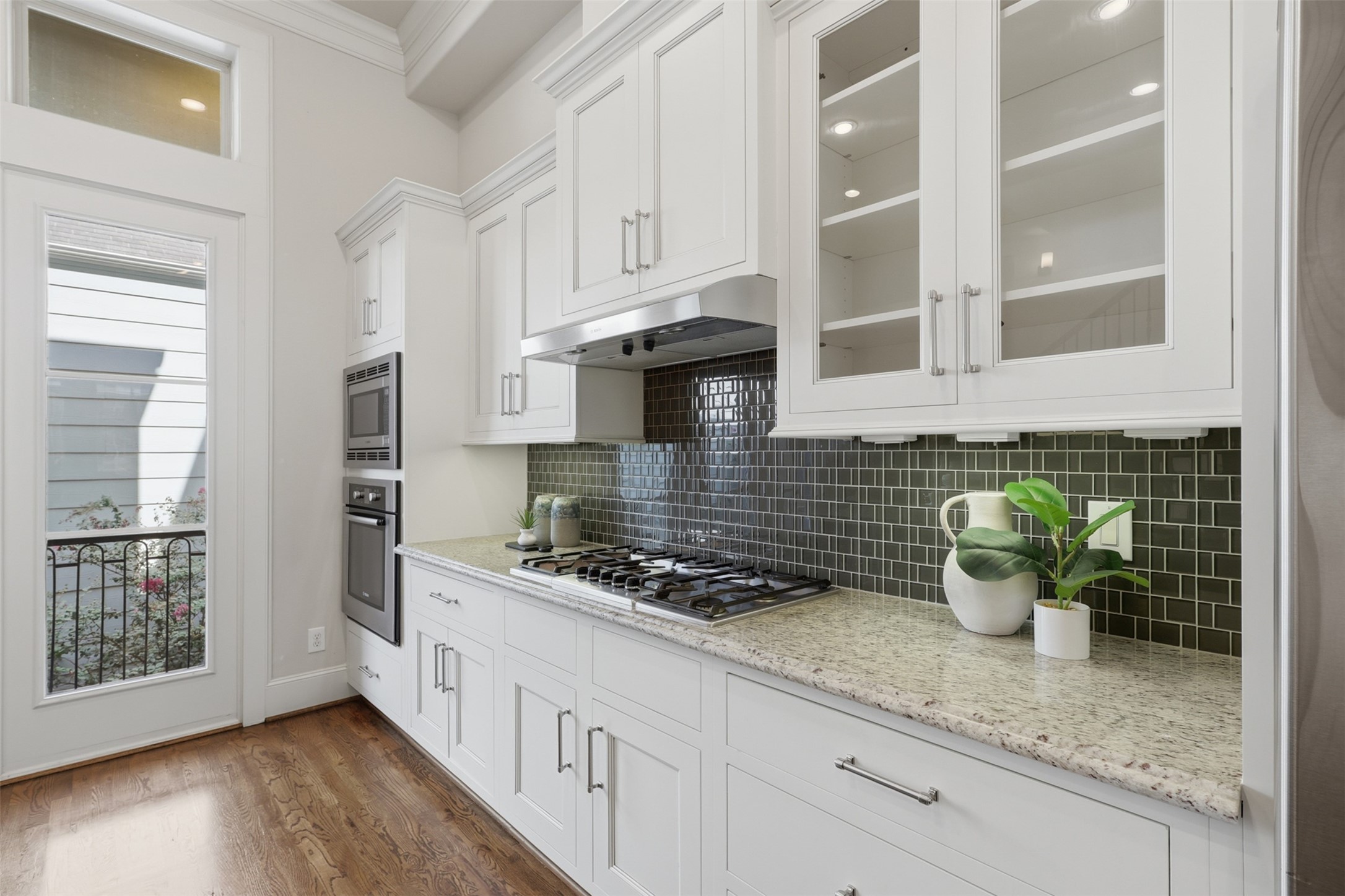 1348 W West 25th Street, Houston, TX 77008