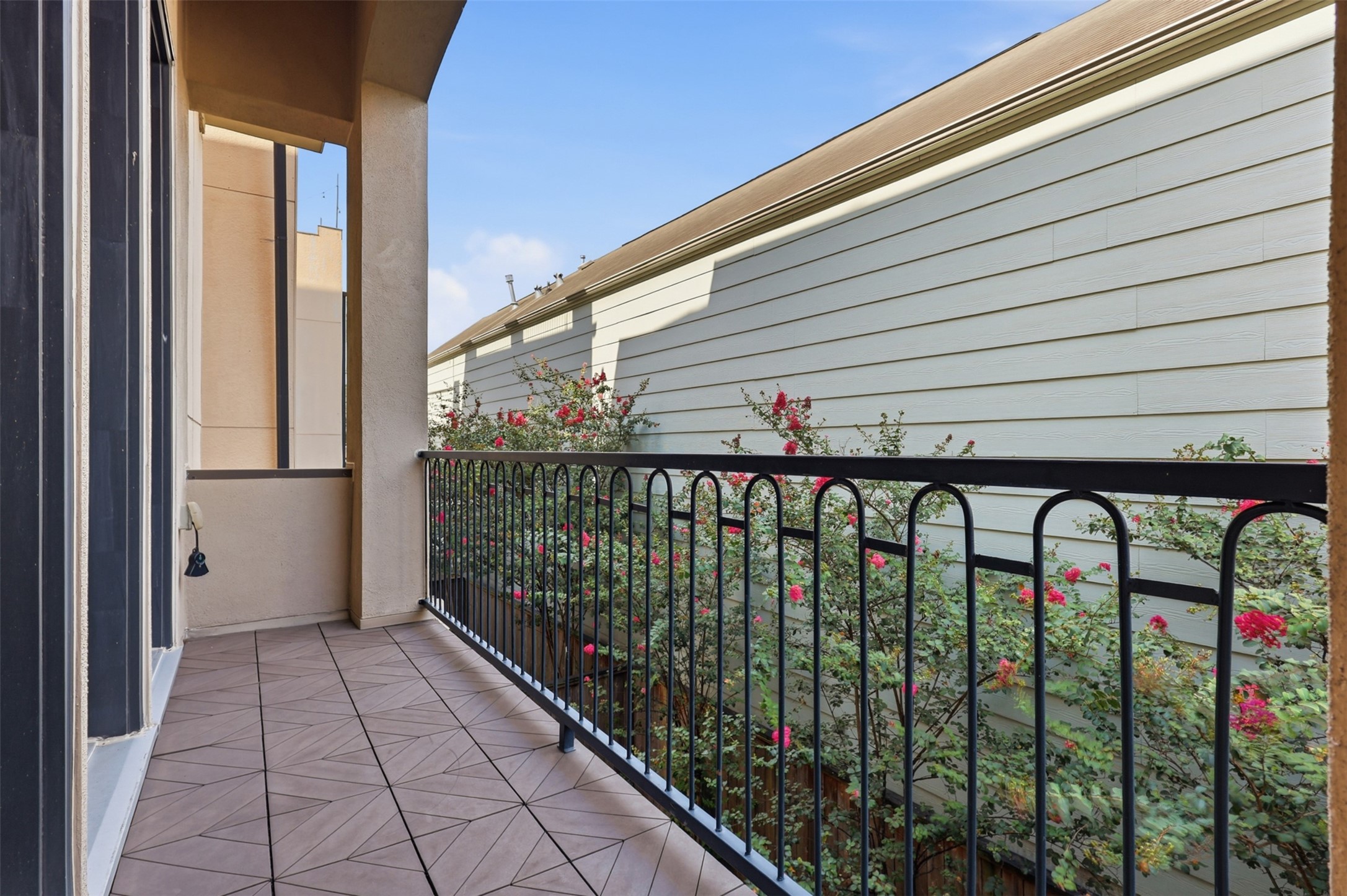 1348 W West 25th Street, Houston, TX 77008