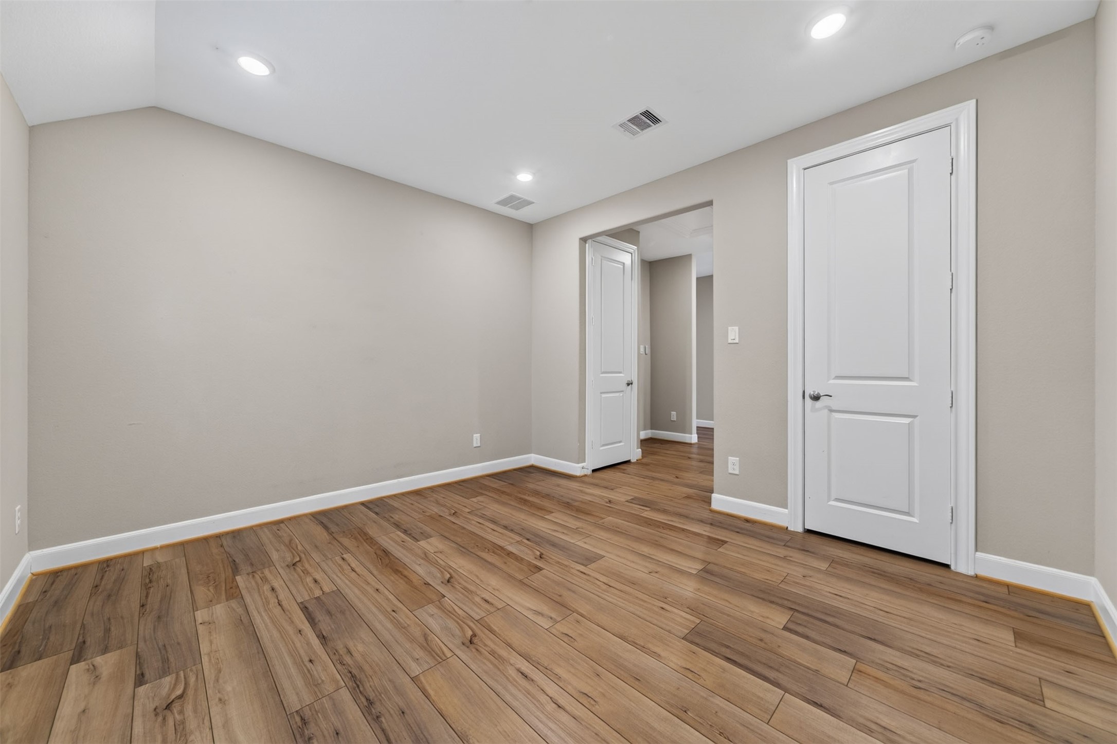 2702 Summer Indigo Trail, Pearland, TX 77089