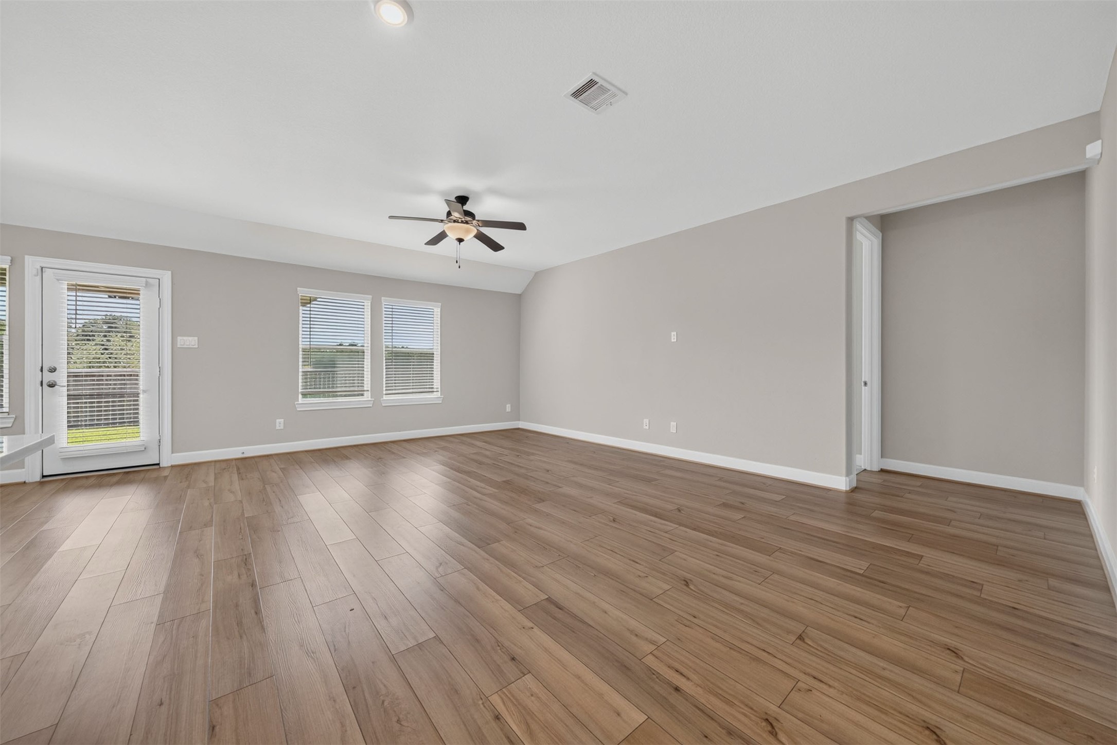 2702 Summer Indigo Trail, Pearland, TX 77089