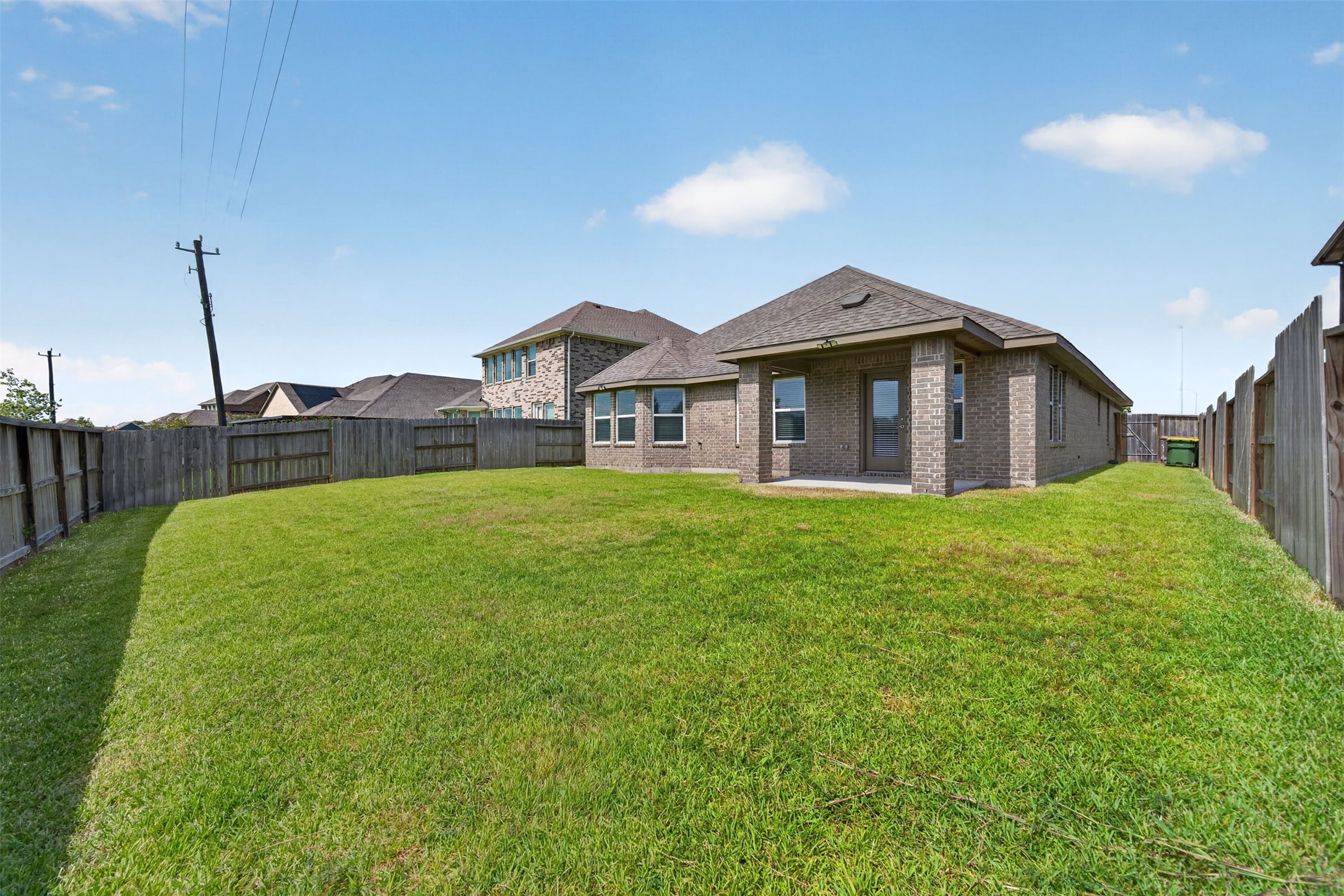 2702 Summer Indigo Trail, Pearland, TX 77089