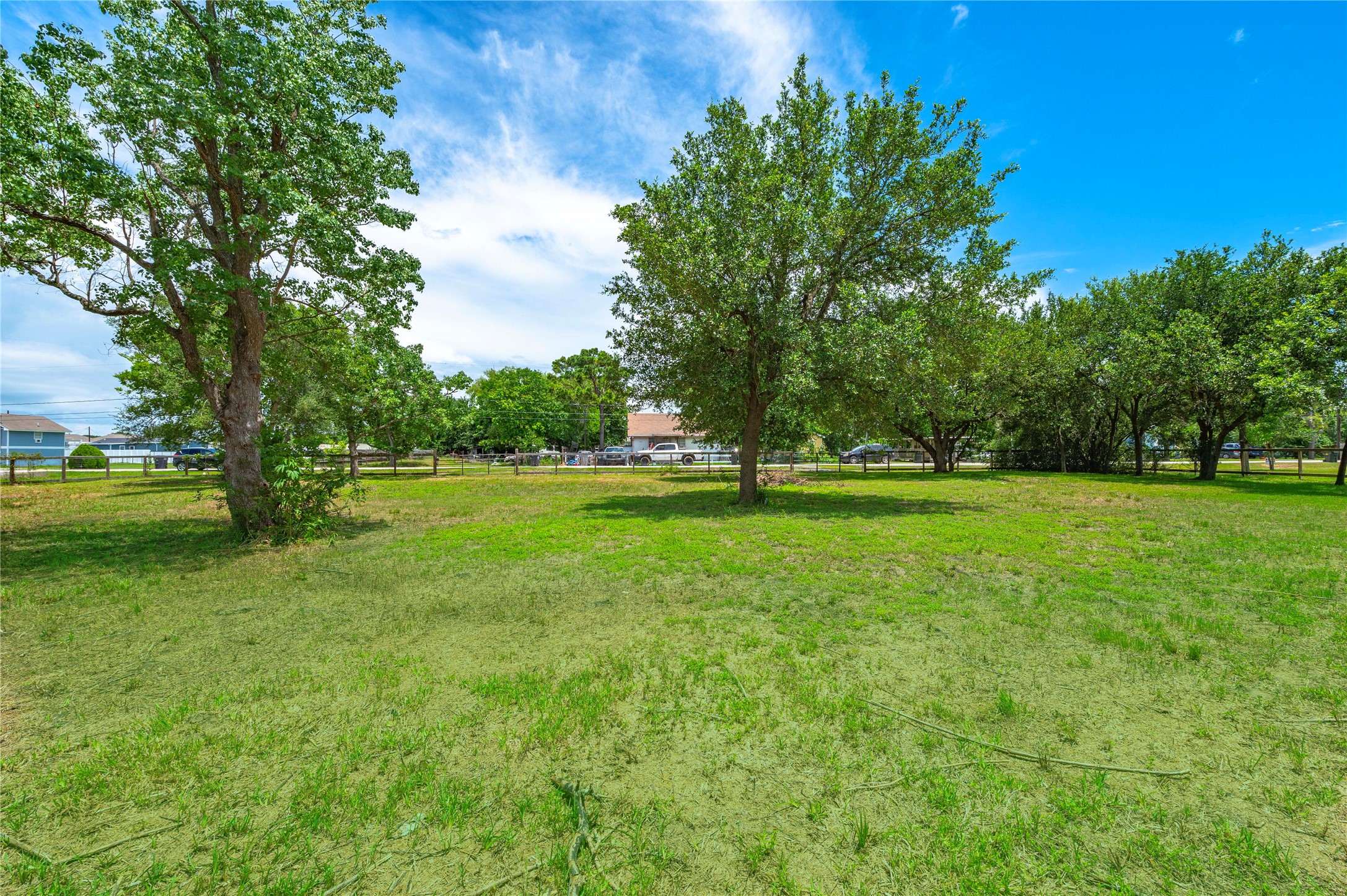 410 7th Street, San Leon, TX 77539