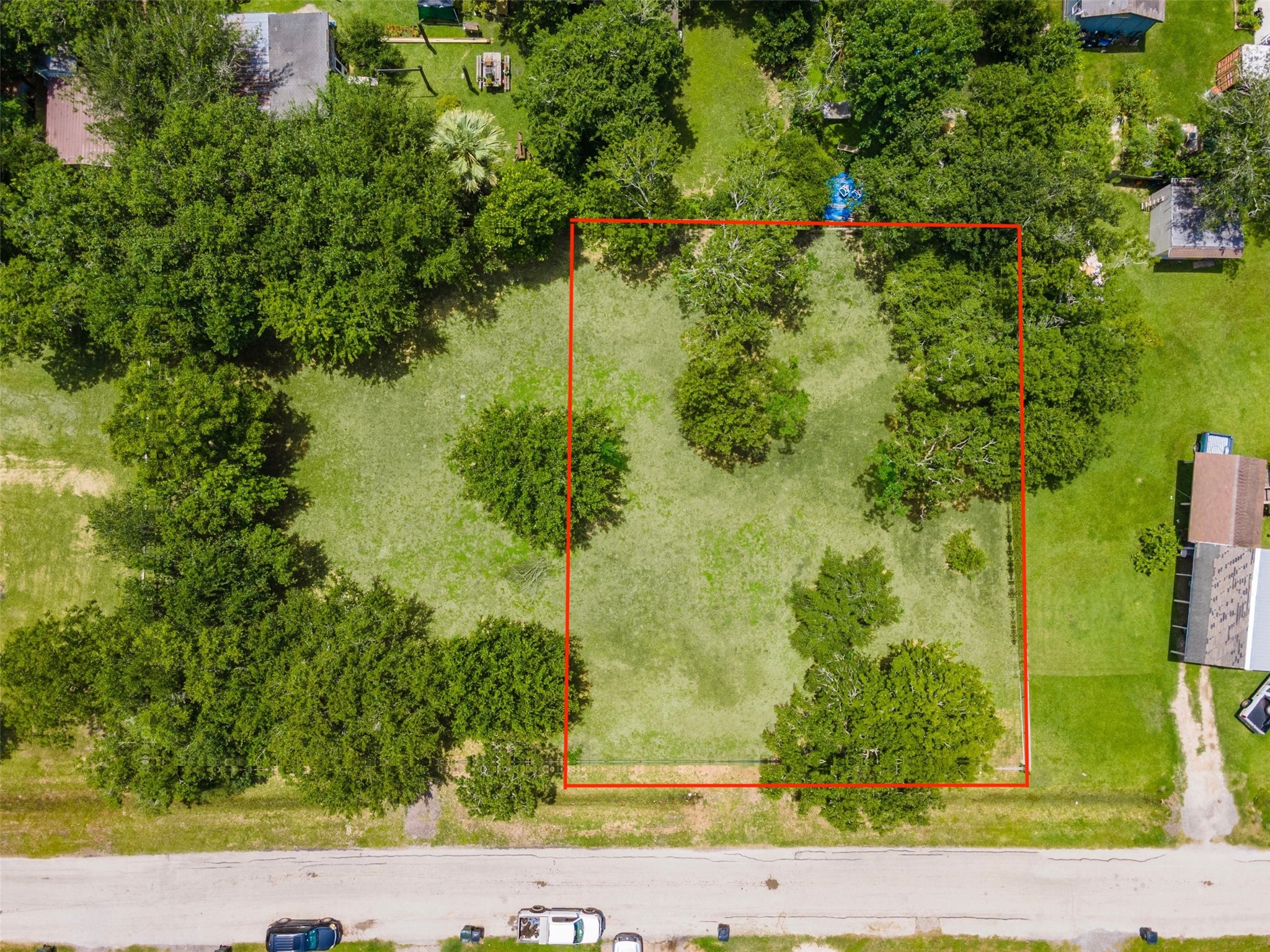 Overhead view of Lots 29, 30, 31 & 32 (12,798 SF). Red boarder is for visual purposes only and does not signify exact lot boundaries.