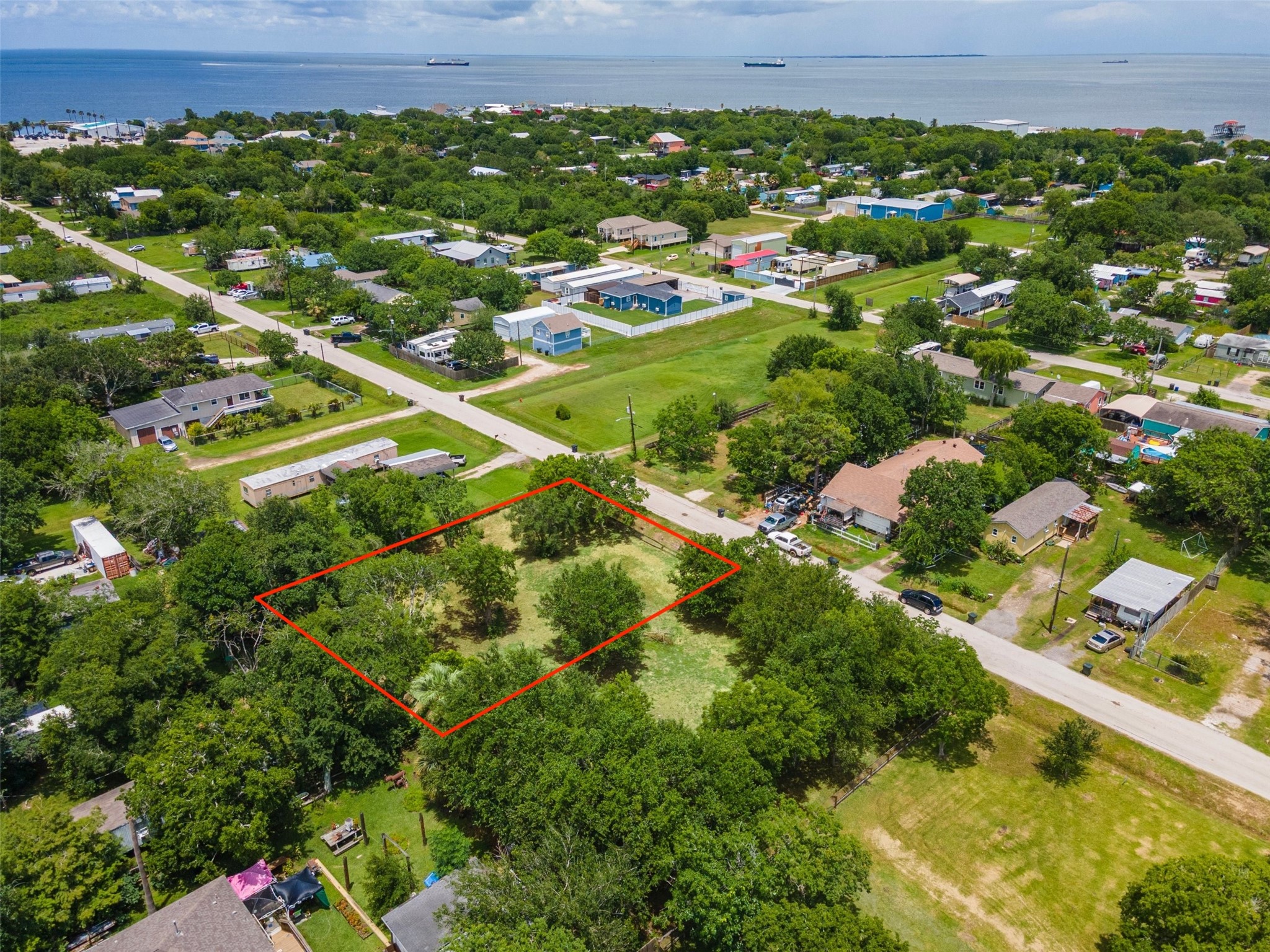 Just a few blocks from Galveston Bay! Lots 29, 30, 31 & 32 (12,798 SF). Red boarder is for visual purposes only and does not signify exact lot boundaries. Just a few blocks from Galveston Bay! Lots 29, 30, 31 & 32 (12,798 SF). Red boarder is for visual purposes only and does not signify exact lot boundaries.
