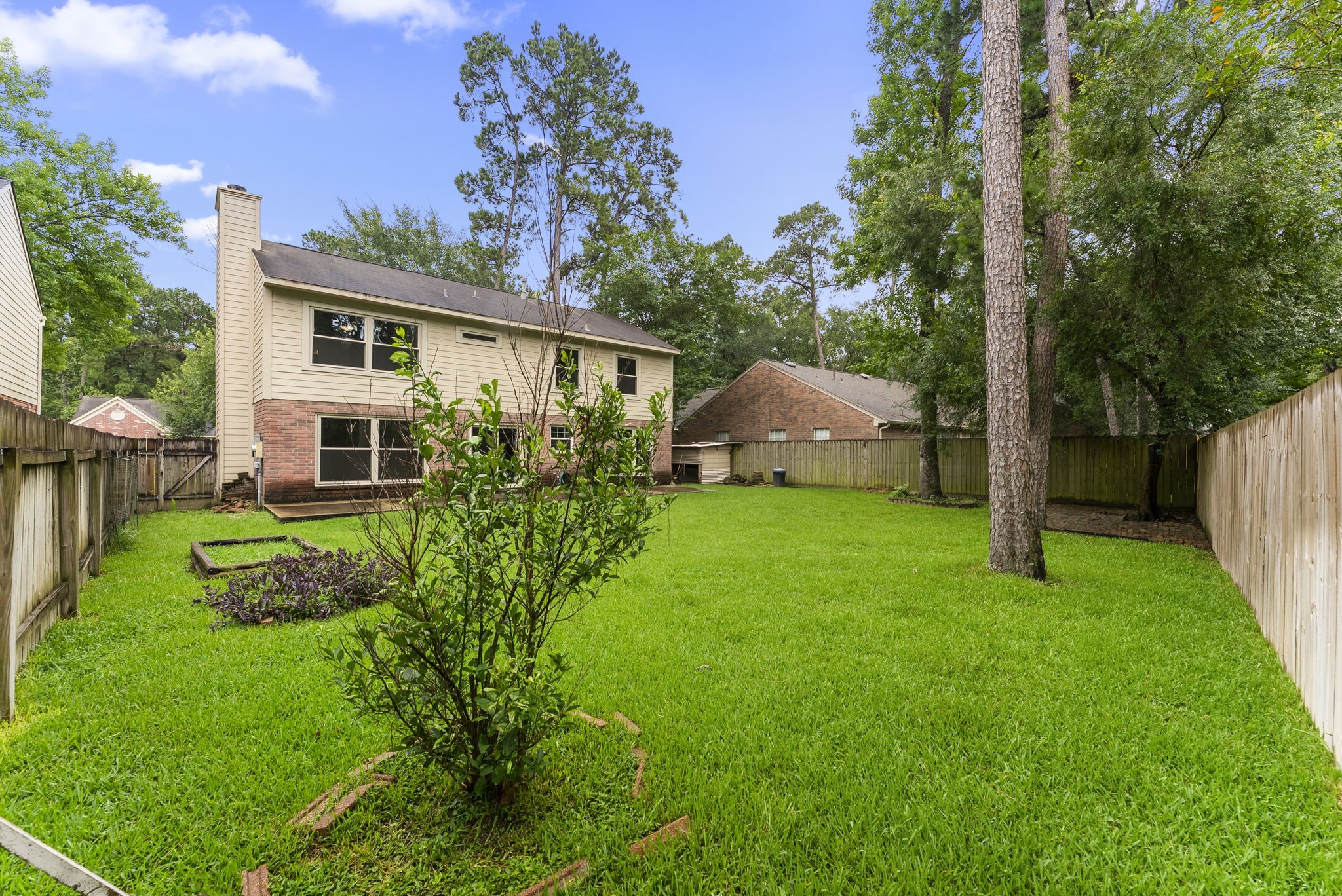 27 W Stony Bridge Court, The Woodlands, TX 77381