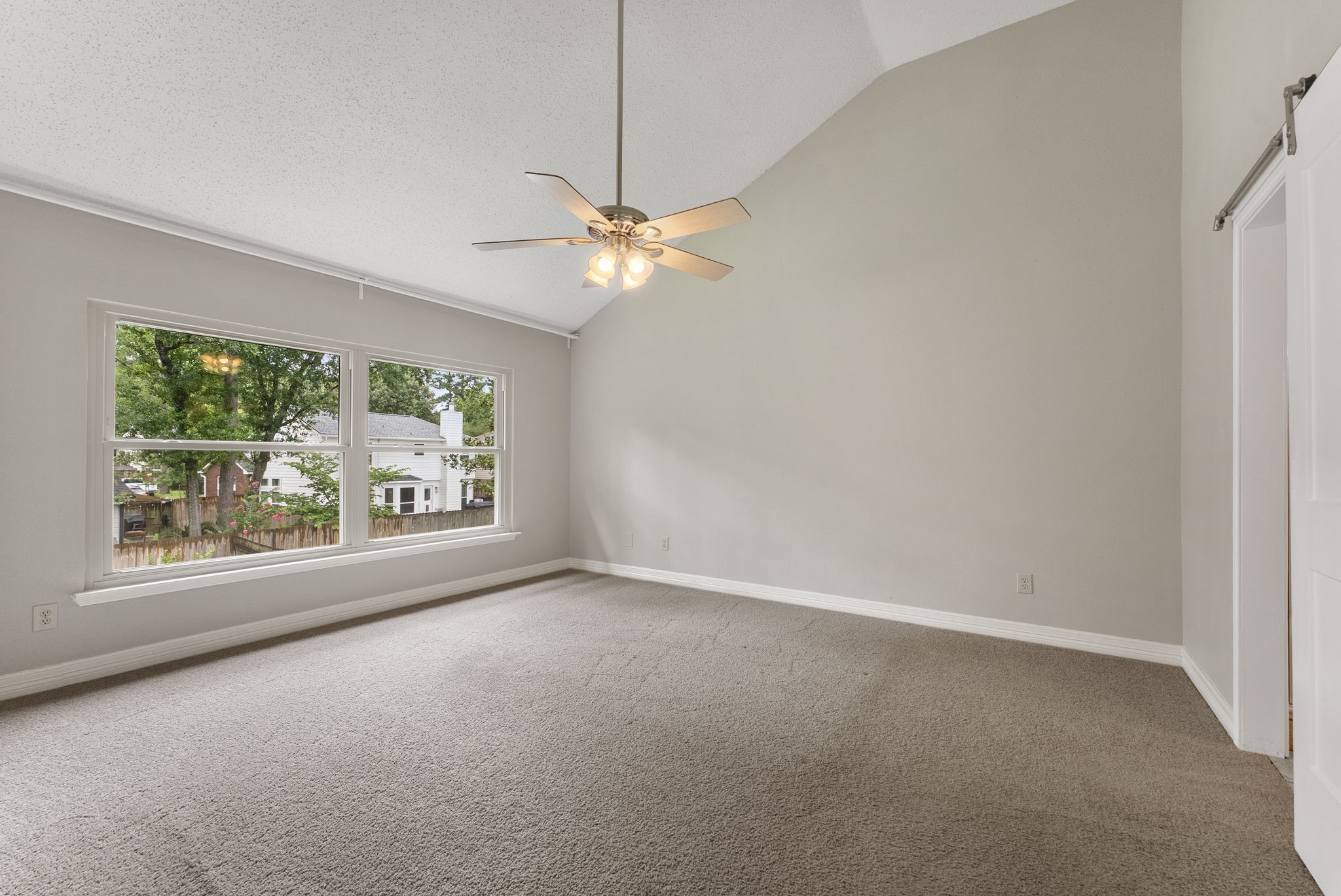 27 W Stony Bridge Court, The Woodlands, TX 77381