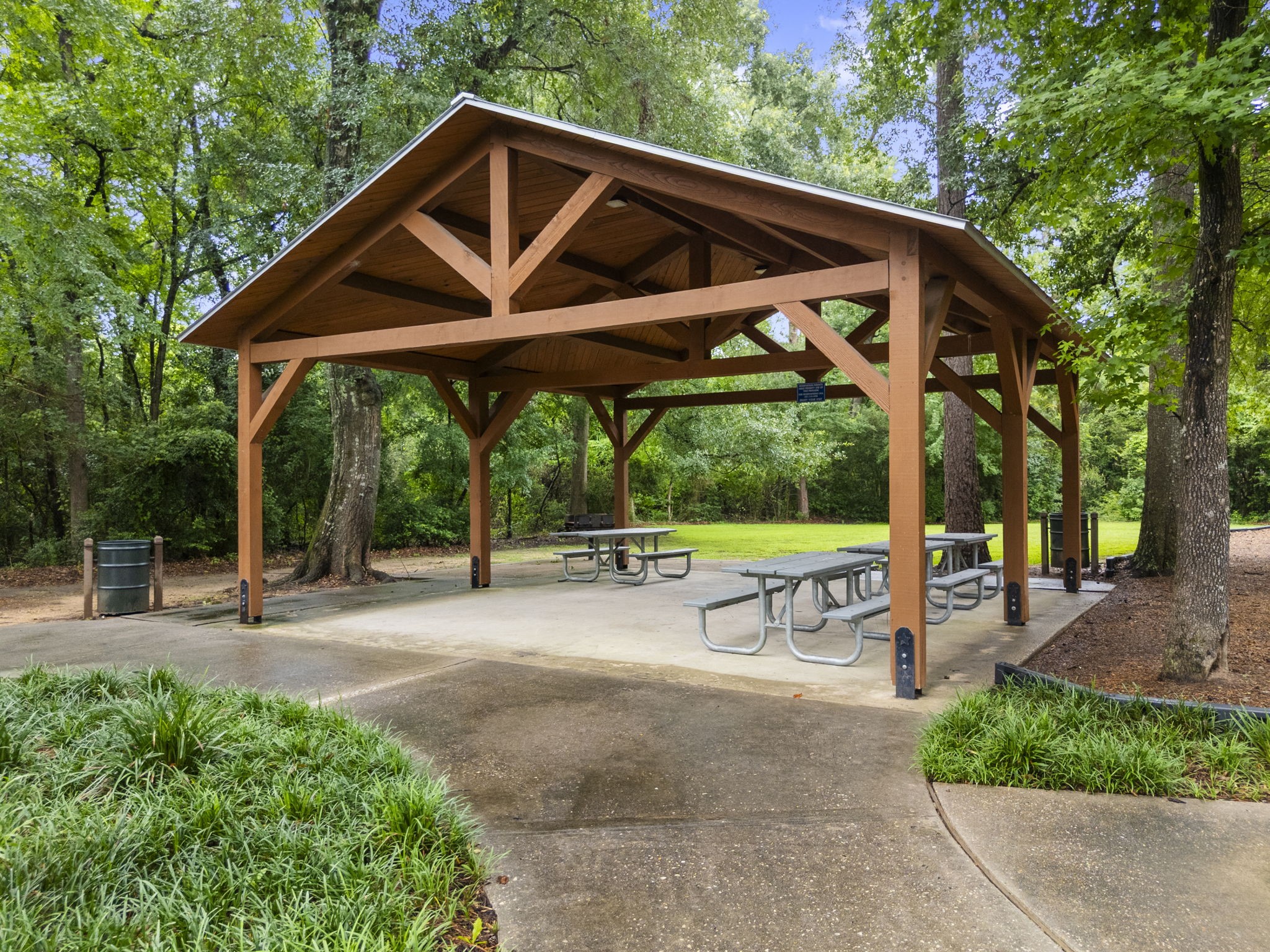 27 W Stony Bridge Court, The Woodlands, TX 77381