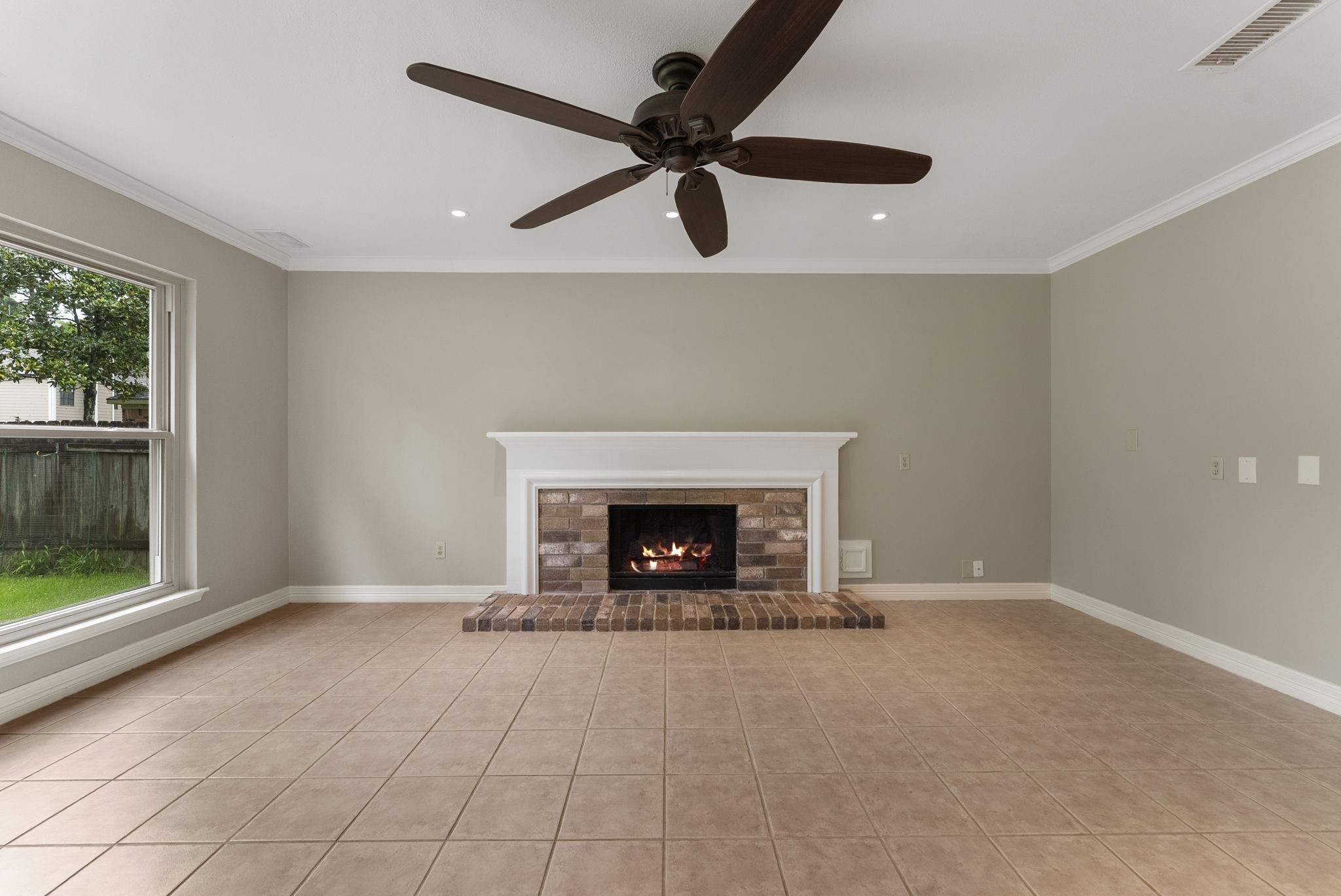 27 W Stony Bridge Court, The Woodlands, TX 77381