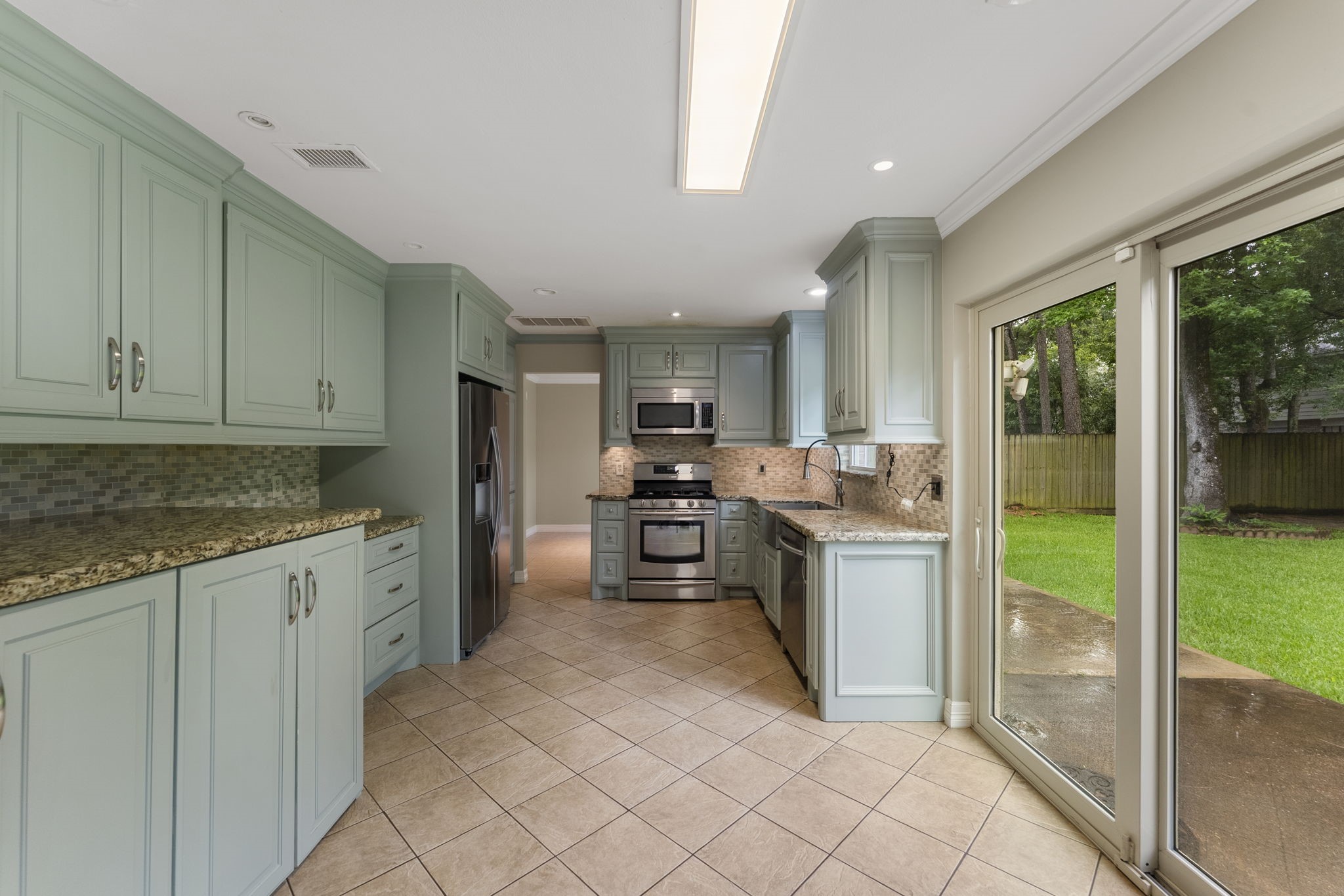 27 W Stony Bridge Court, The Woodlands, TX 77381