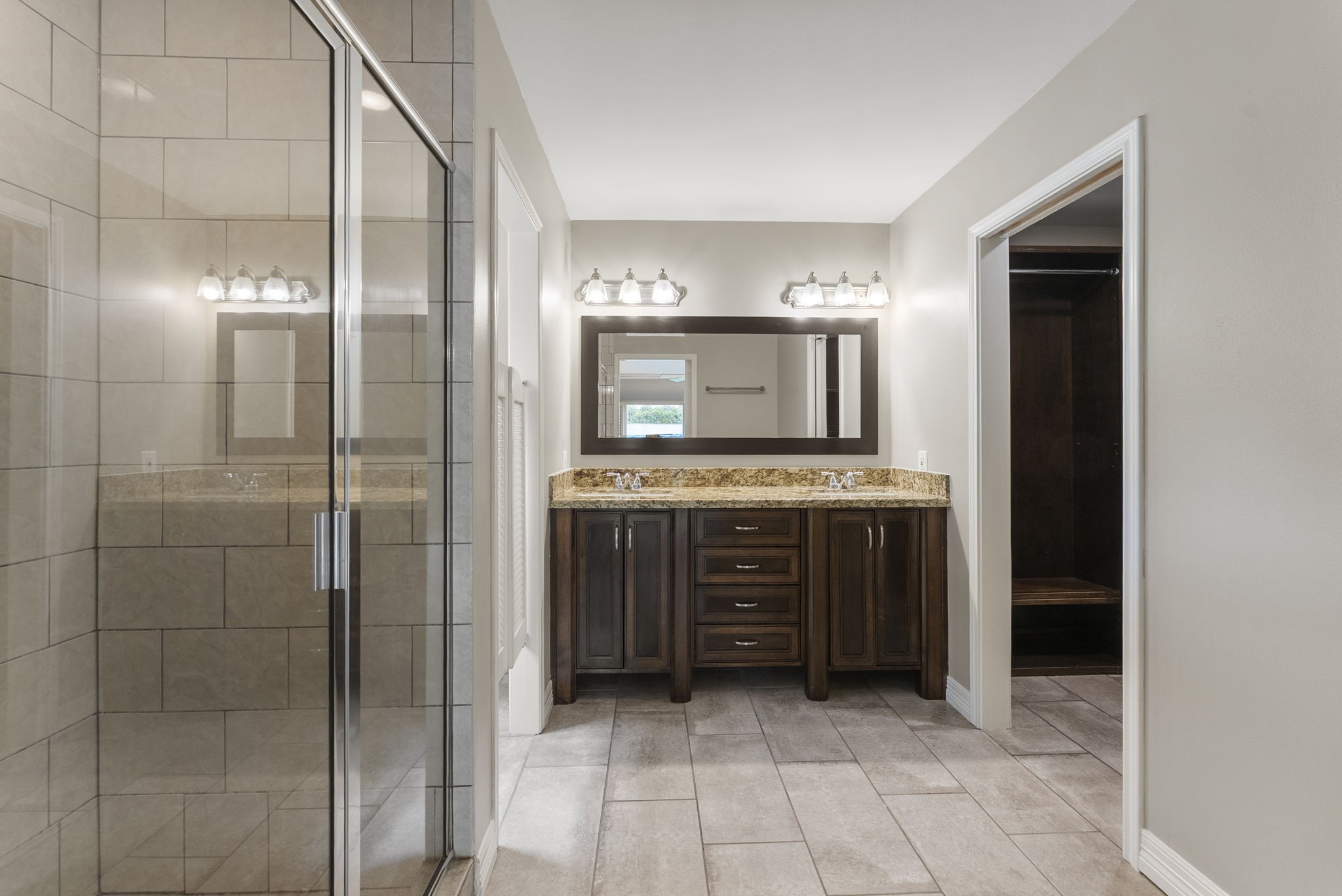 27 W Stony Bridge Court, The Woodlands, TX 77381