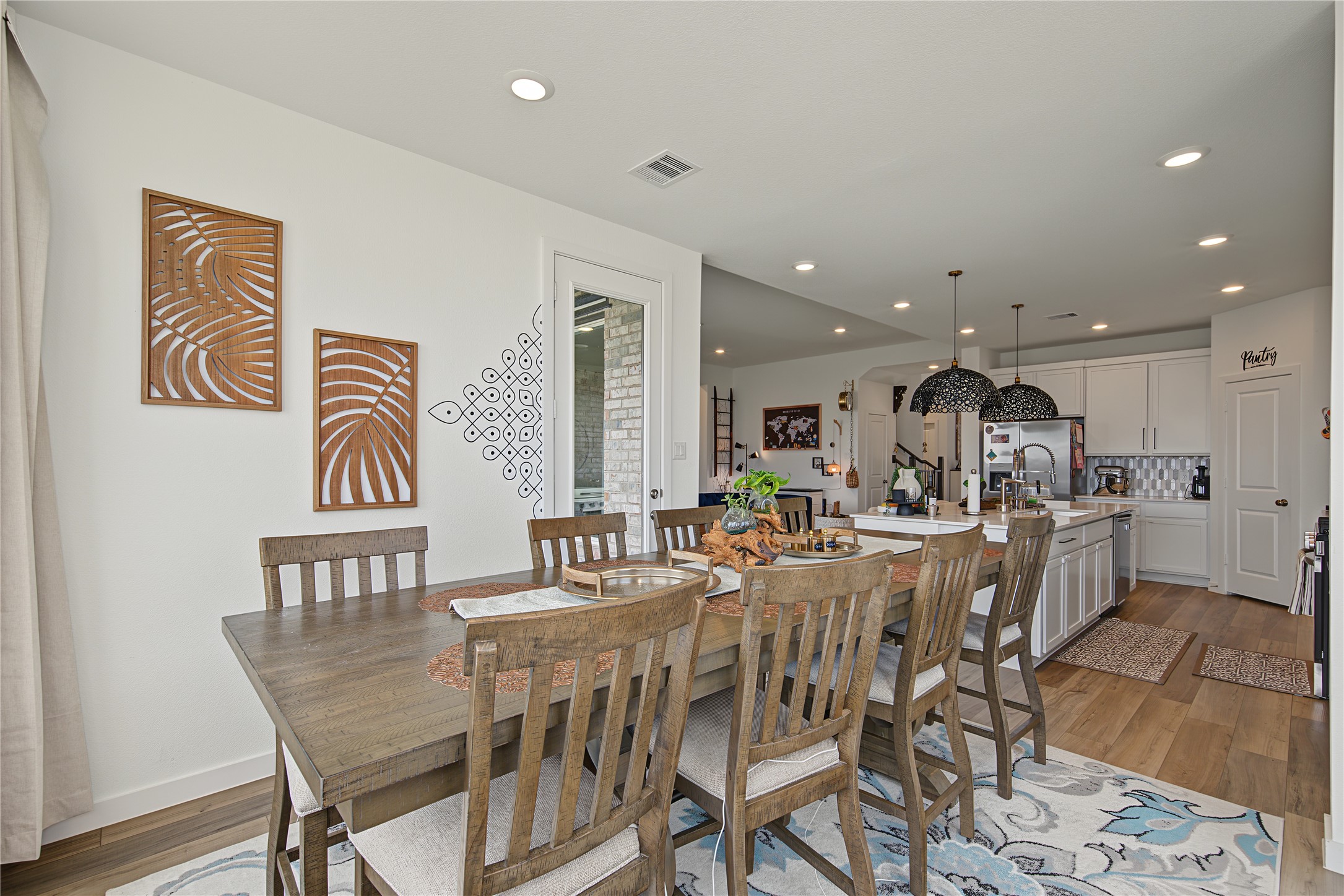 Main house - dining room