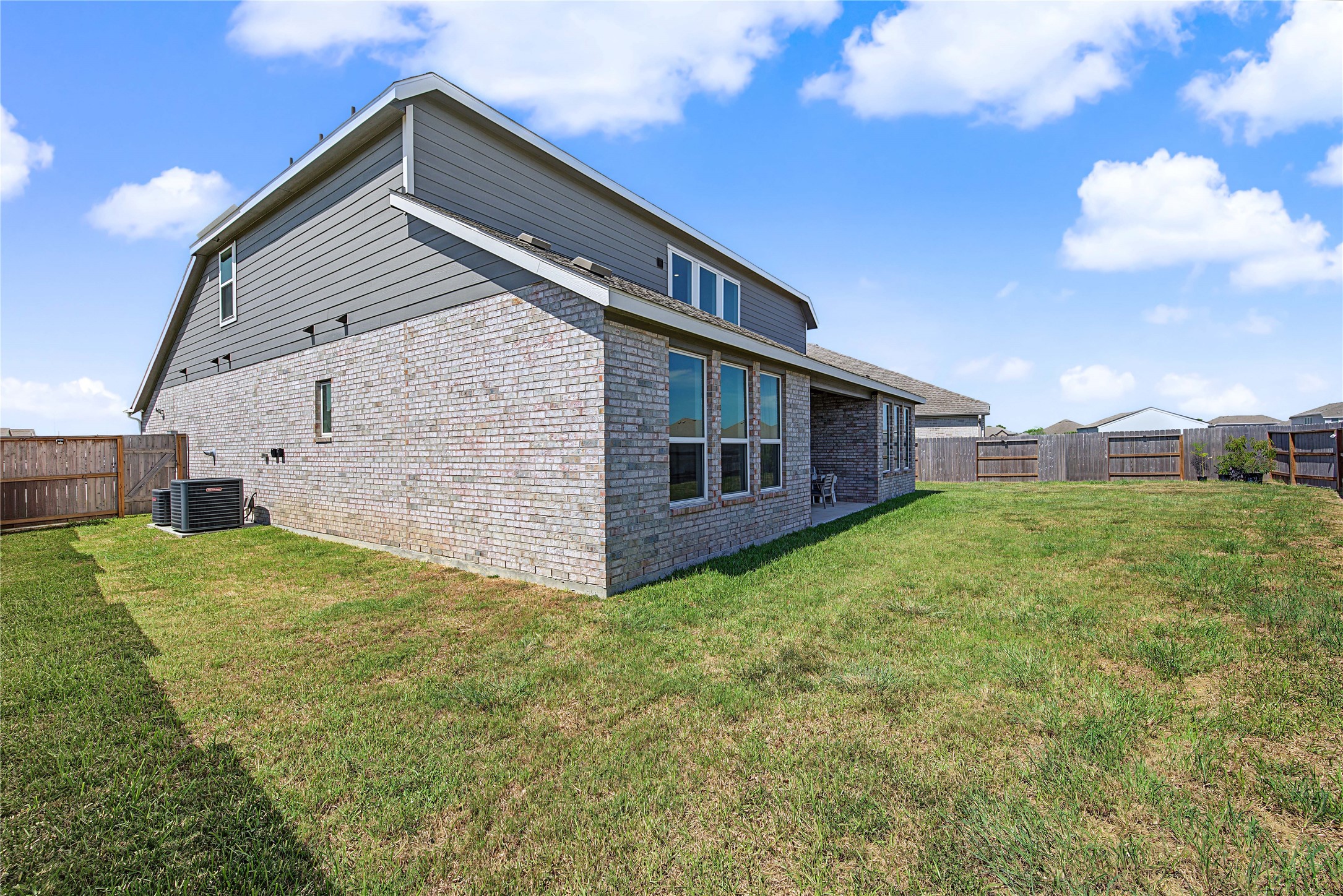 5343 Pompano Loop, Baytown, TX 77521