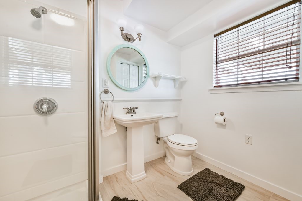 1126 Redfish Street, Bayou Vista, TX 77563