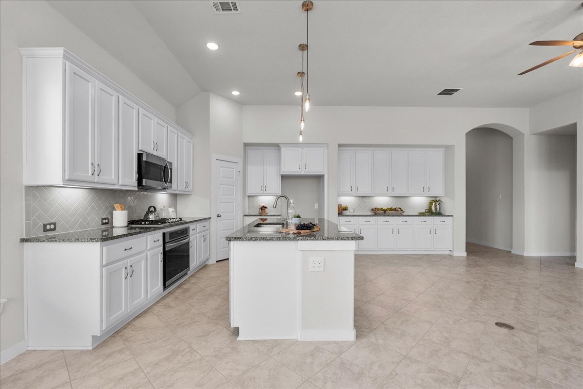 23722 Lively Ferry Lane, Richmond, TX 77469