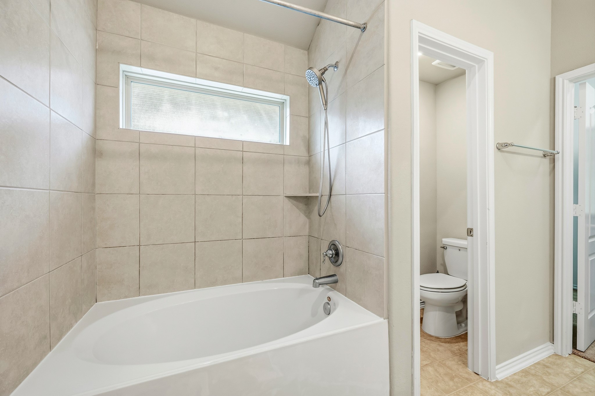 7126 Whitlow Wonder Lane, Houston, TX 77086