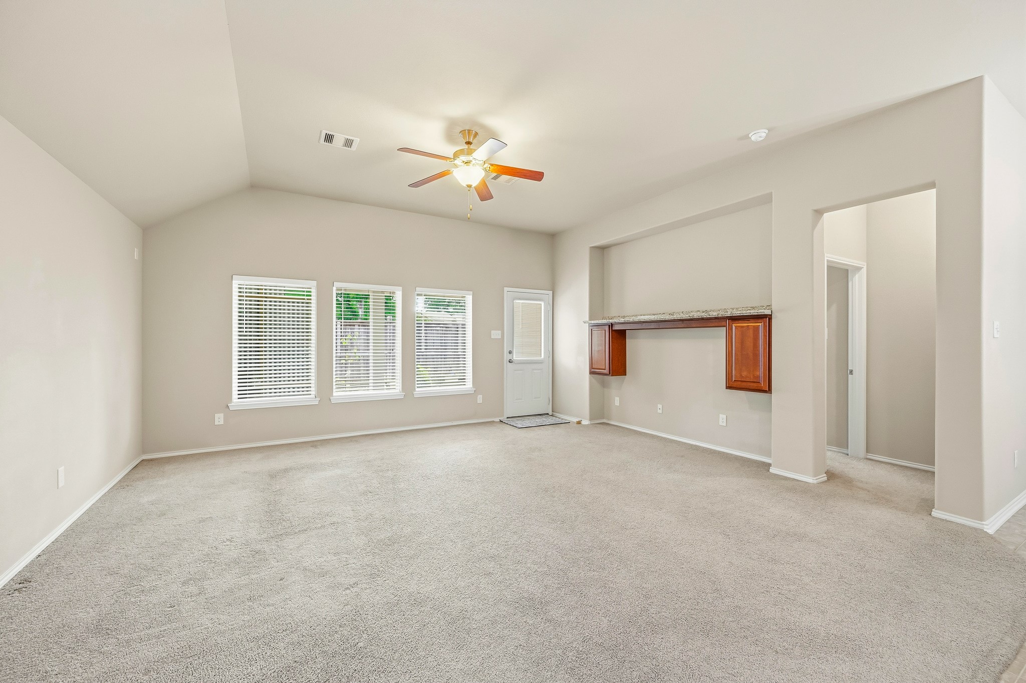7126 Whitlow Wonder Lane, Houston, TX 77086