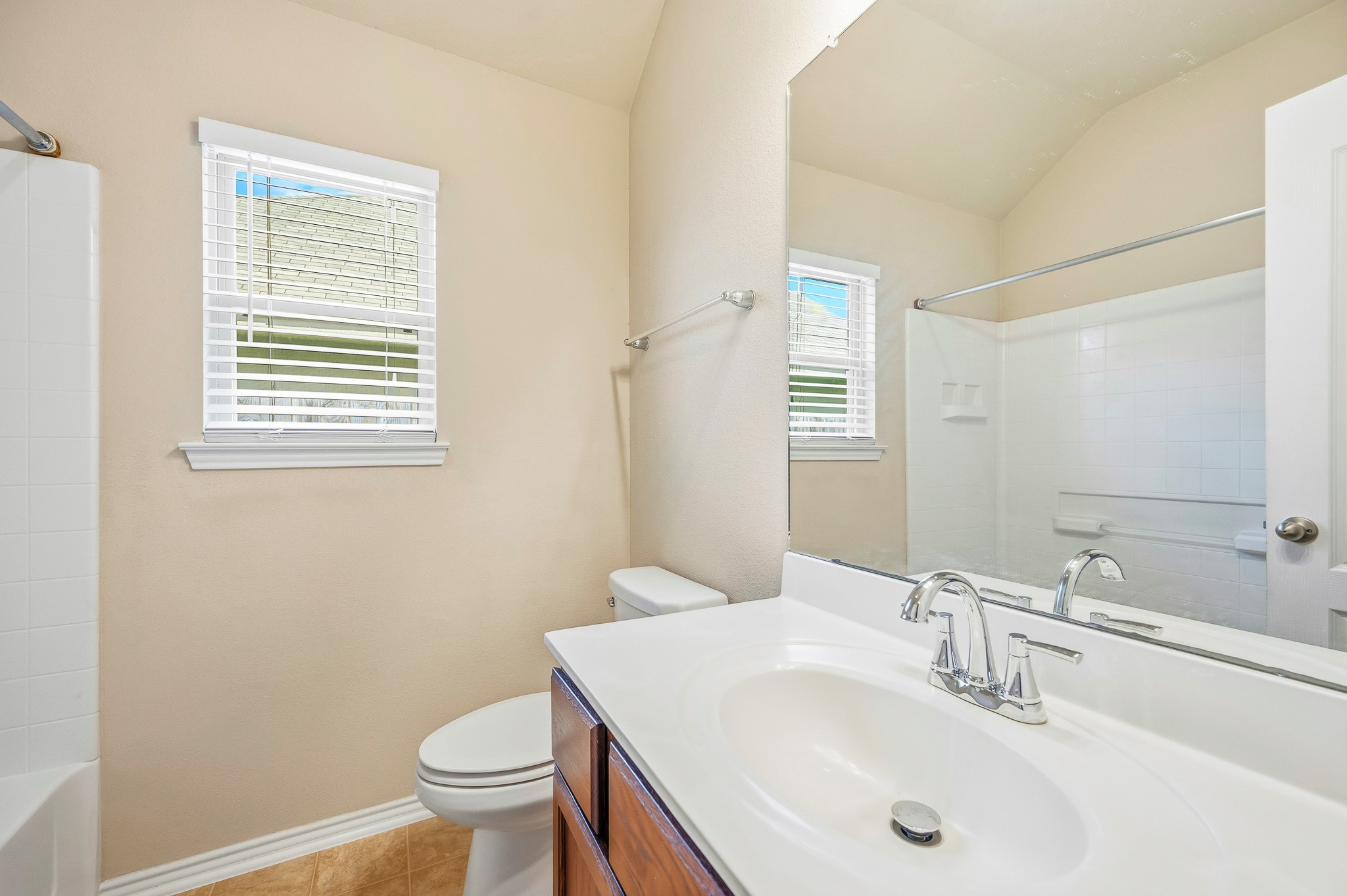7126 Whitlow Wonder Lane, Houston, TX 77086