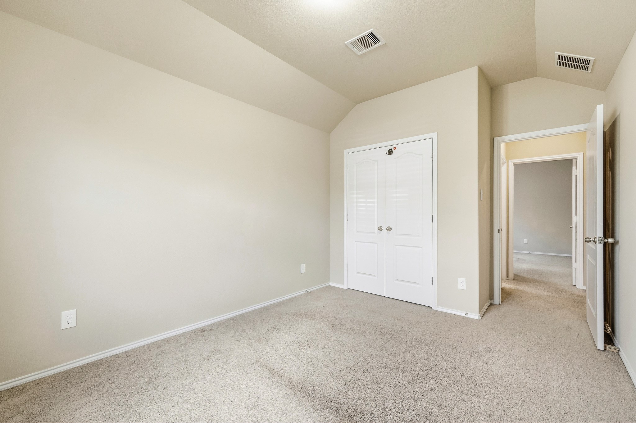 7126 Whitlow Wonder Lane, Houston, TX 77086