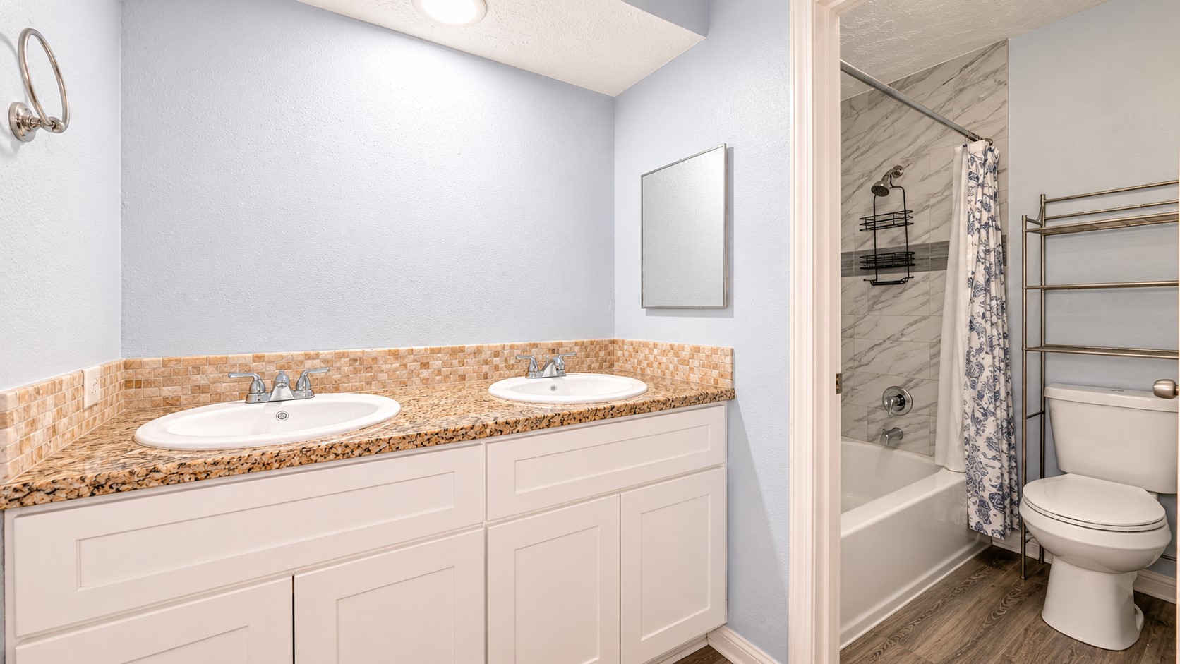 12829 Clarewood Drive, Houston, TX 77072