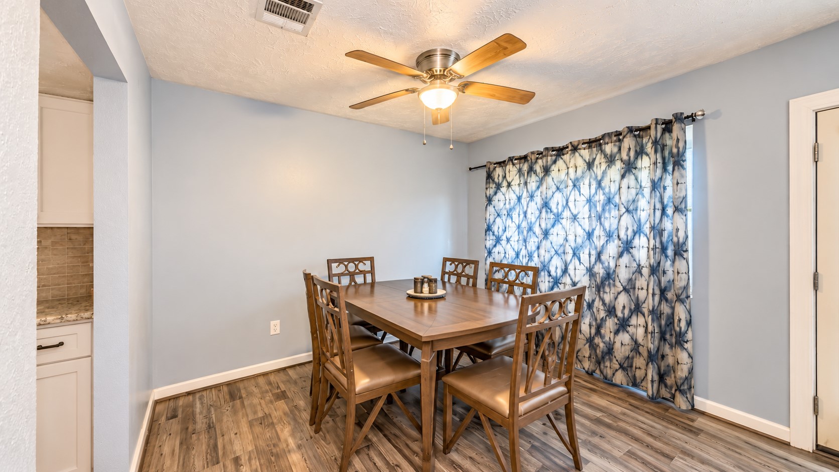 12829 Clarewood Drive, Houston, TX 77072