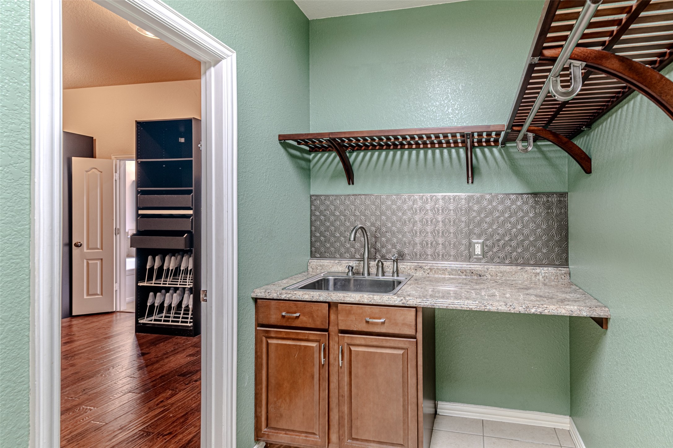 18510 N Settlers Shore Drive, Cypress, TX 77433
