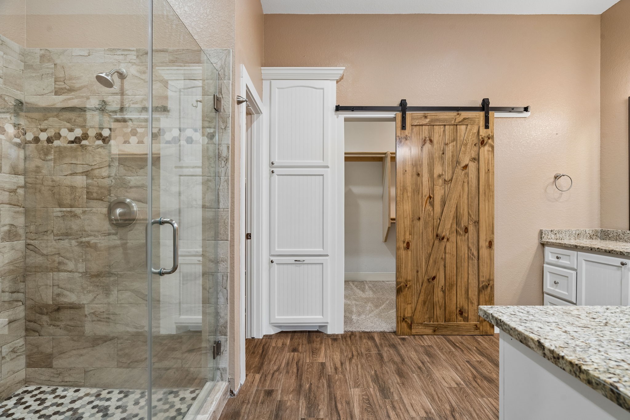 Walk in closet